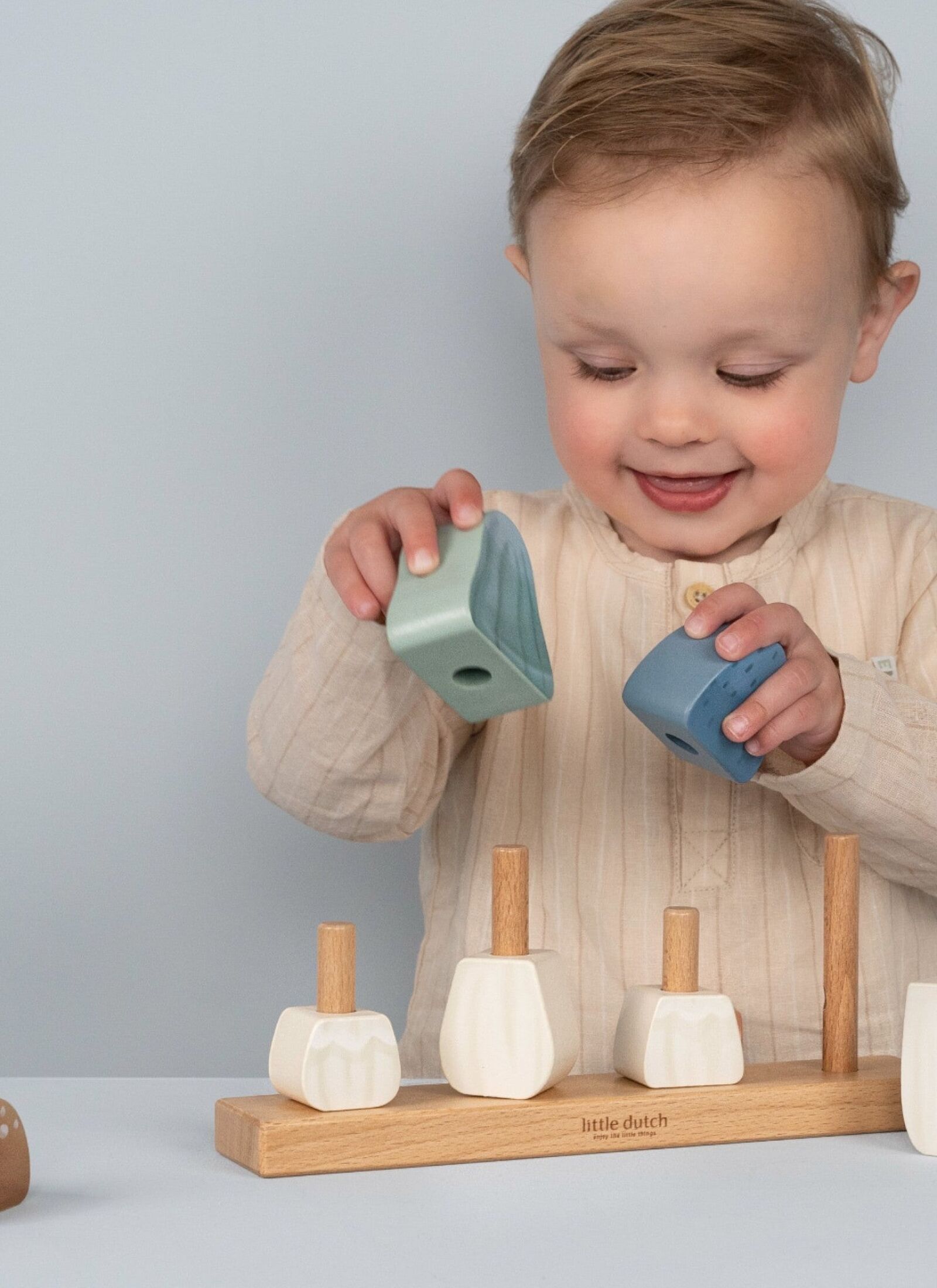 WOODEN STORTING GAME FOREST FRIENDS