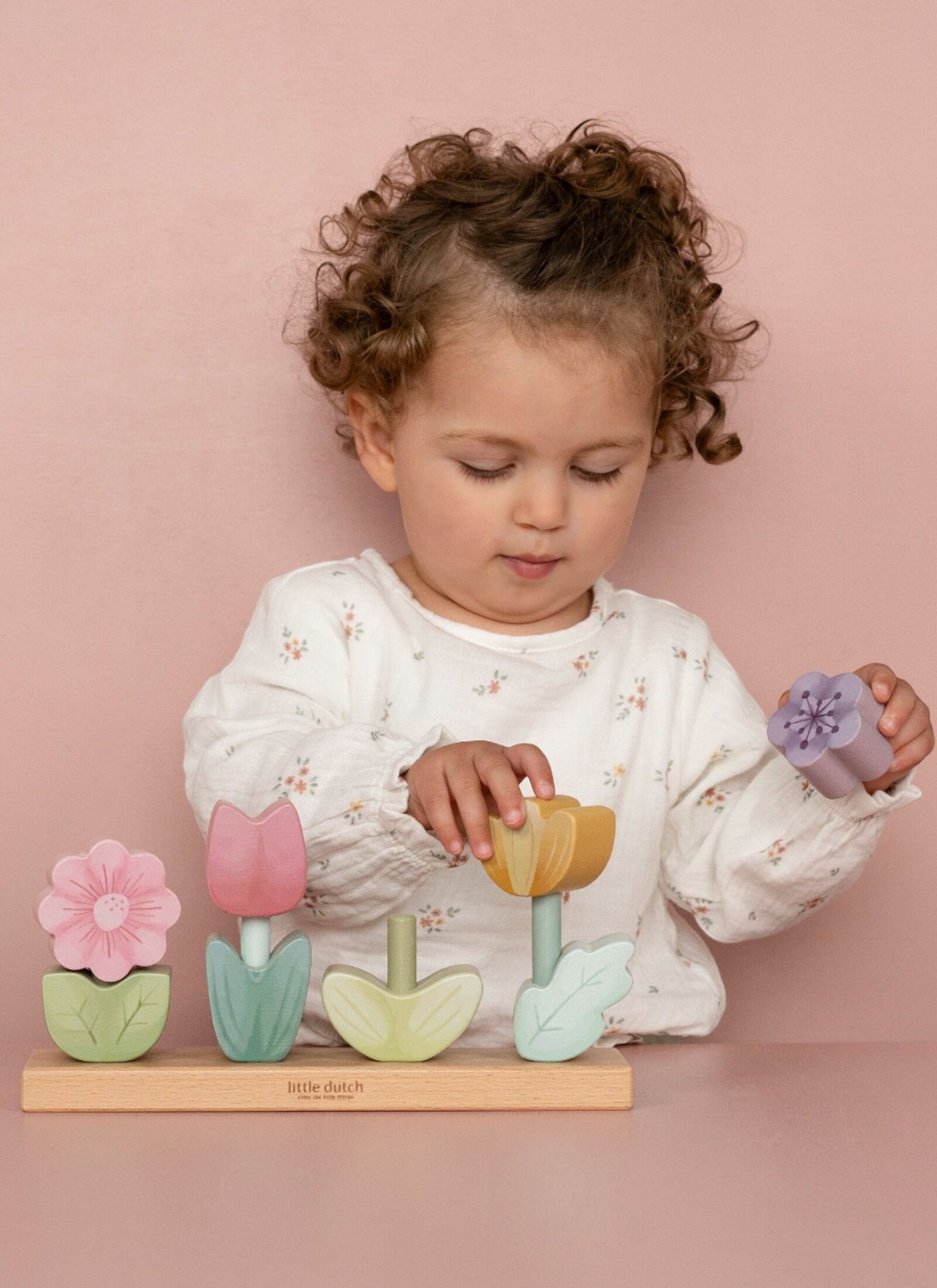 WOODEN STORTING GAME FAIRY GARDEN