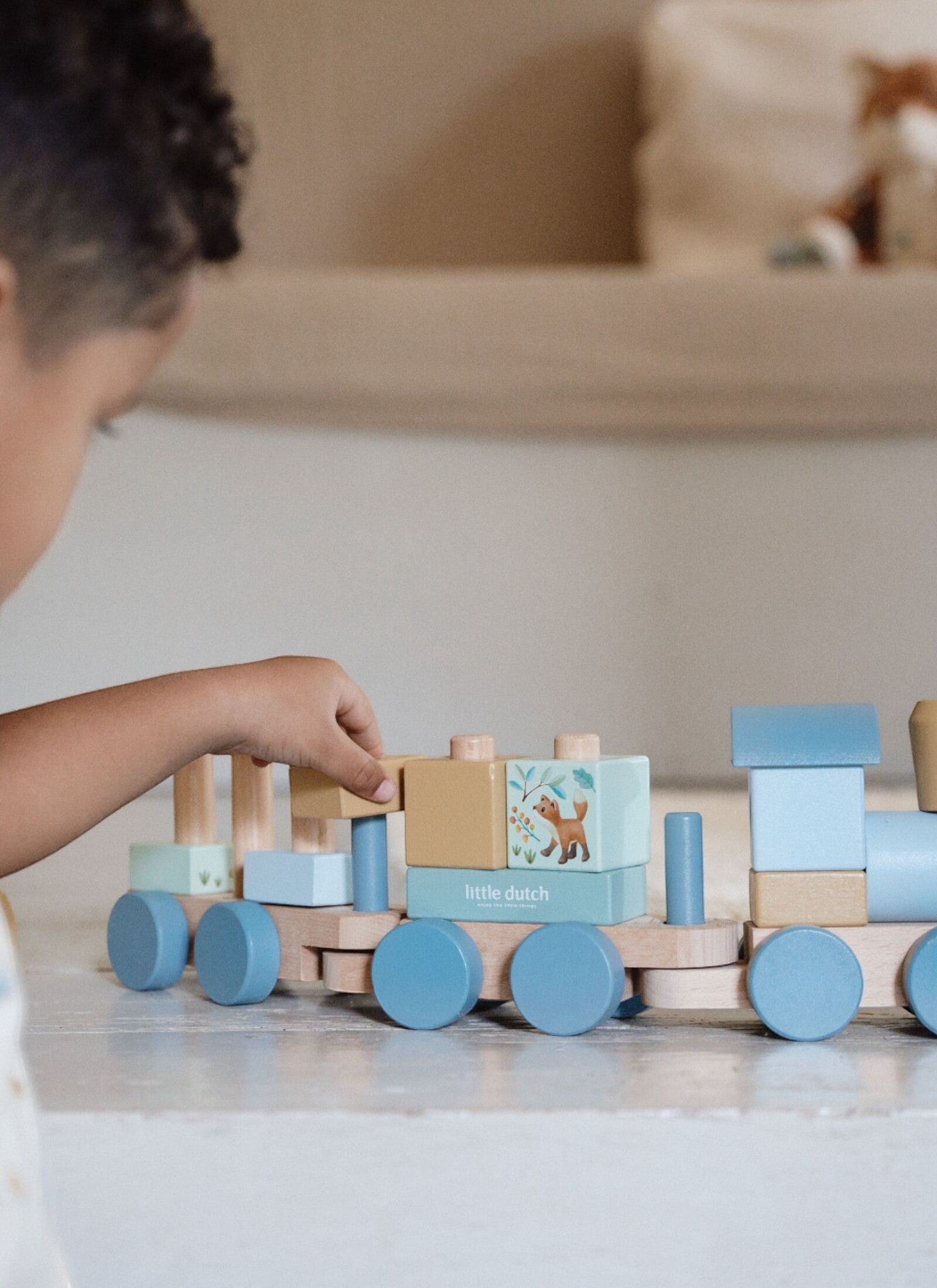 STACKING TRAIN FOREST FRIENDS