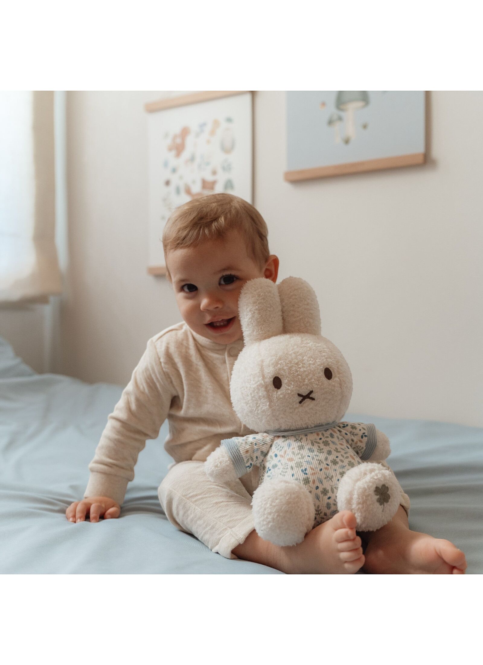 SOFT TOY 30CM MIFFY LUCKY LEAVES