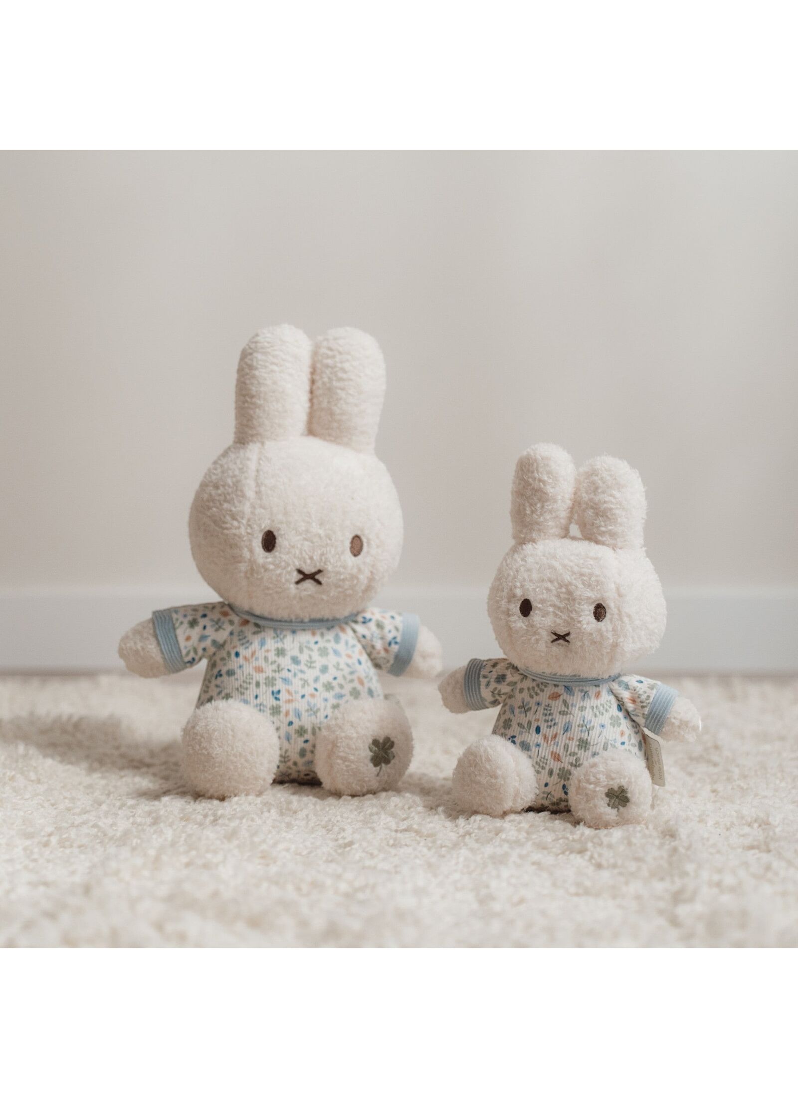 SOFT TOY 30CM MIFFY LUCKY LEAVES