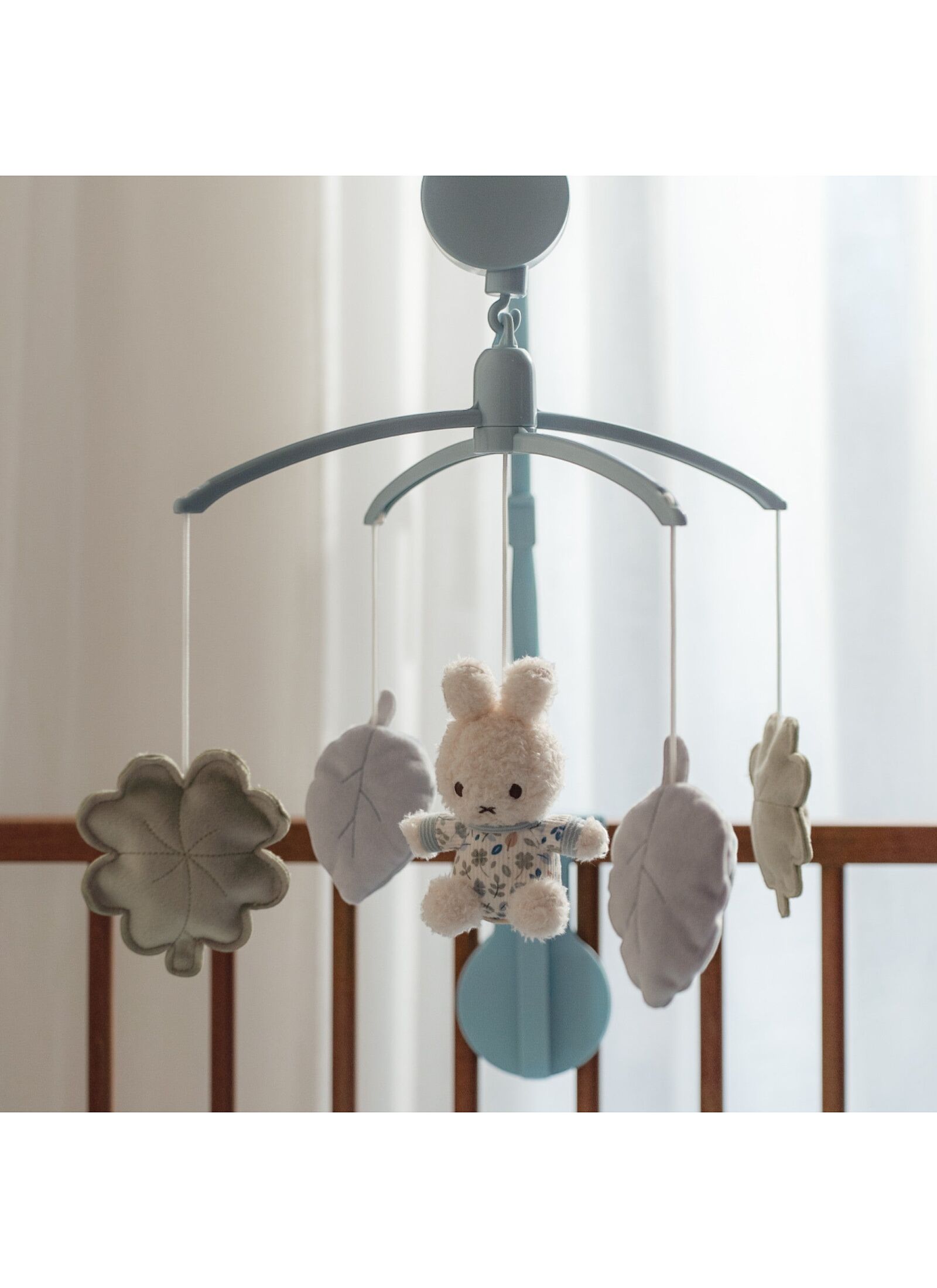 MUSIC MOBILE MIFFY MOBILE MIFFY LUCKY LEAVES