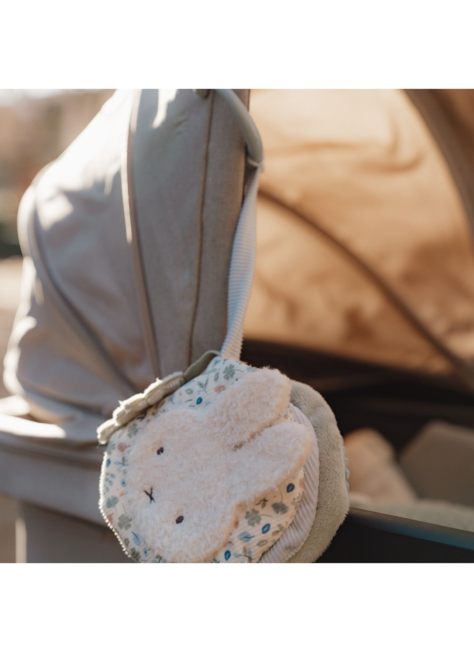 SOFT BOOK MIFFY LUCKY LEAVES