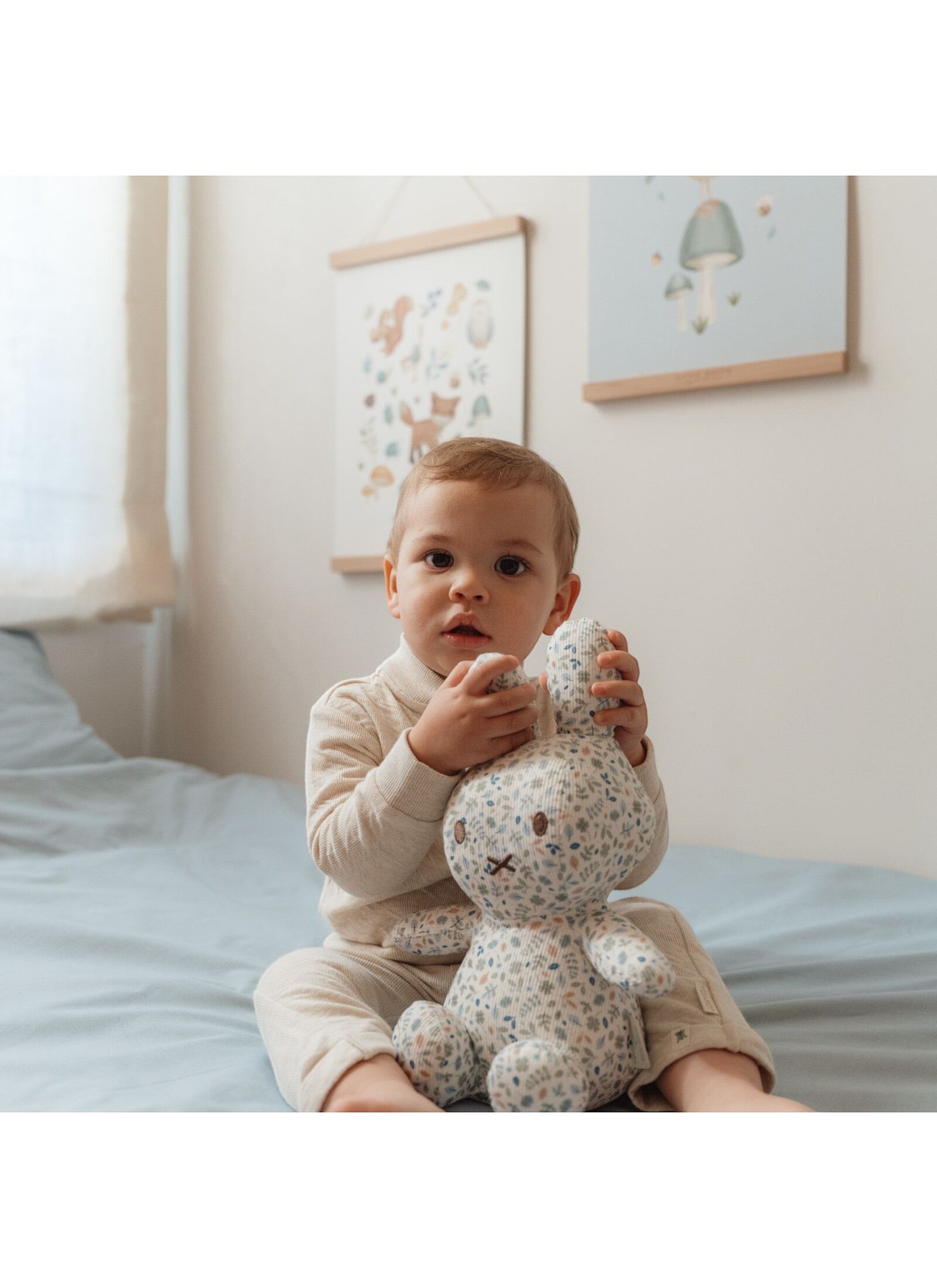 SOFT TOY 30CM MIFFY LUCKY LEAVES ALL OVER