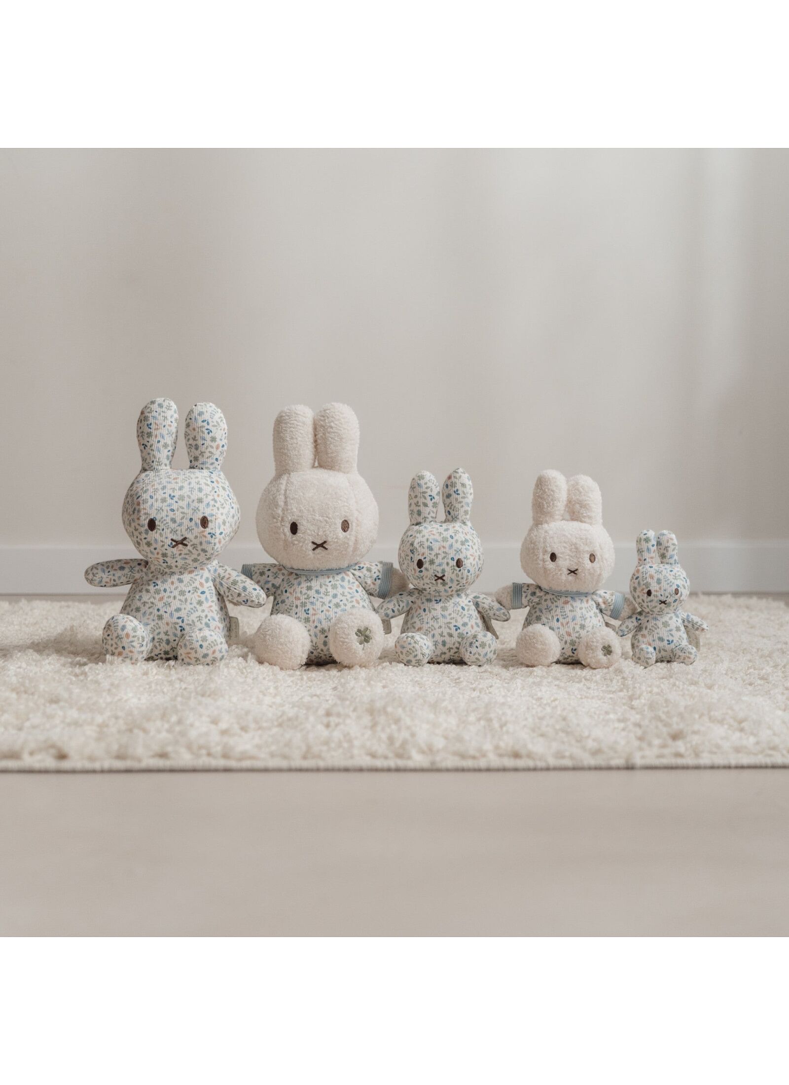 SOFT TOY 30CM MIFFY LUCKY LEAVES ALL OVER