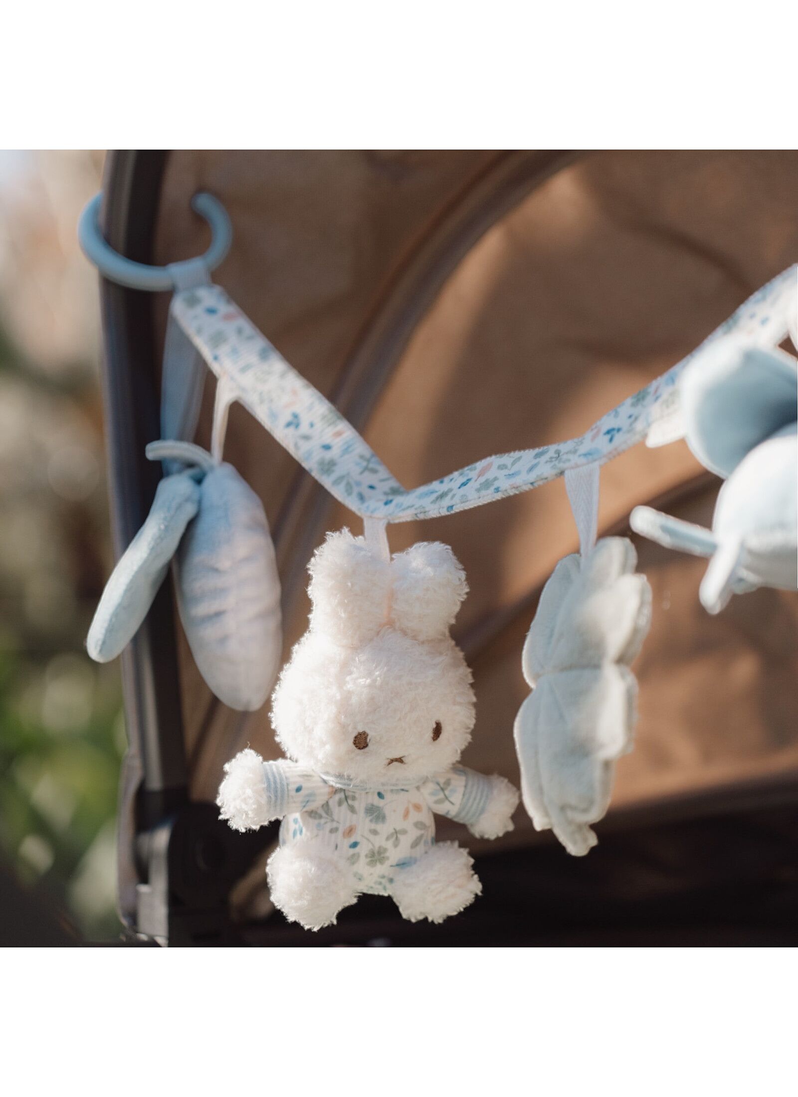 STROLLER TOY CHAIN MIFFY LUCKY LEAVES
