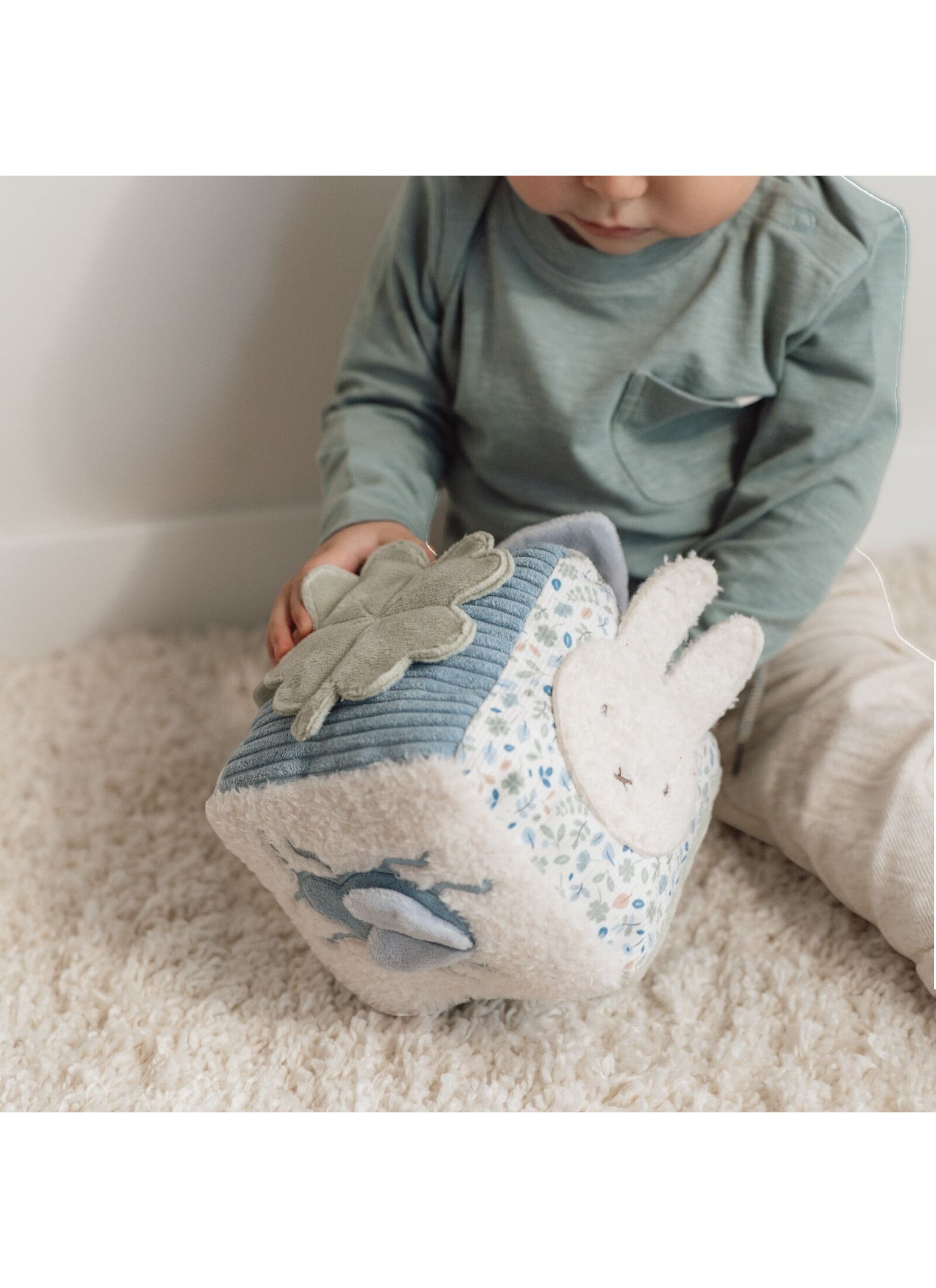 SOFT ACTIVITY CUBE LUCKY LEAVES