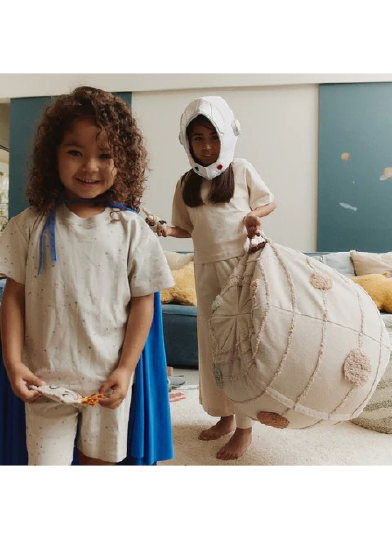 FLOOR CUSHION SOLAR SYSTEM