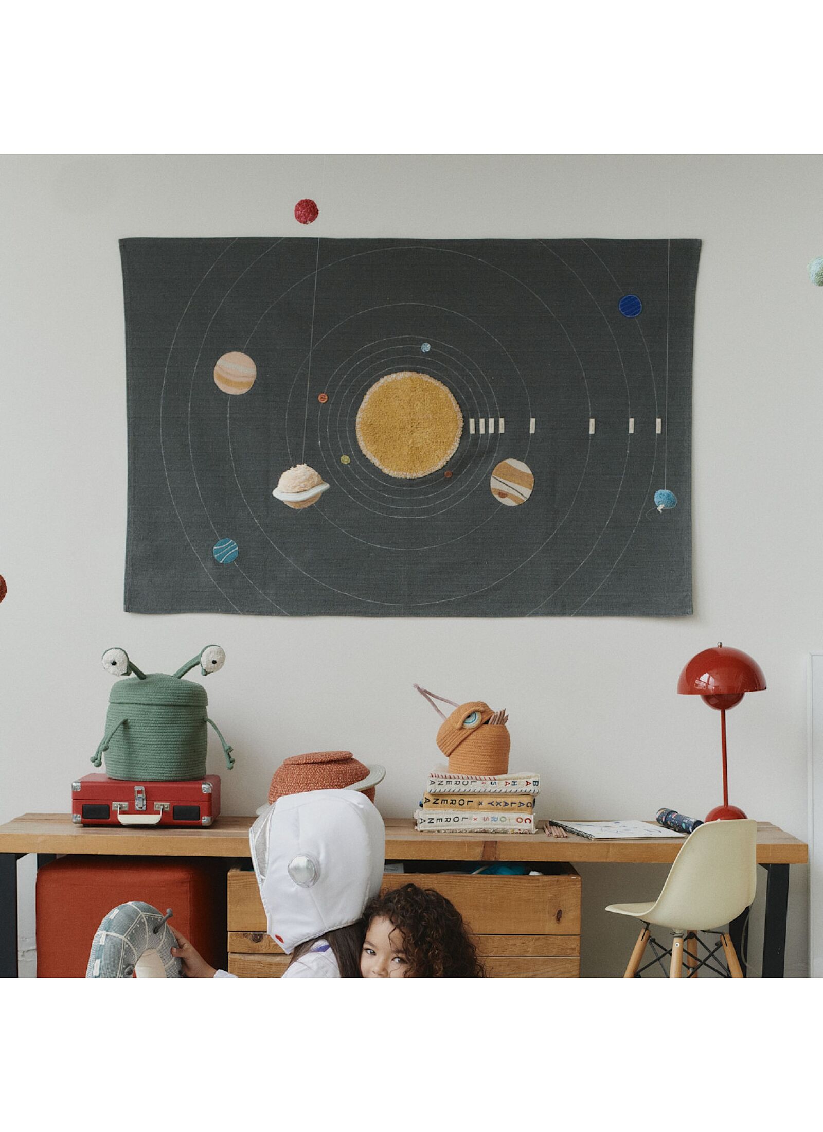WALL DECORATION SOLAR SYSTEM