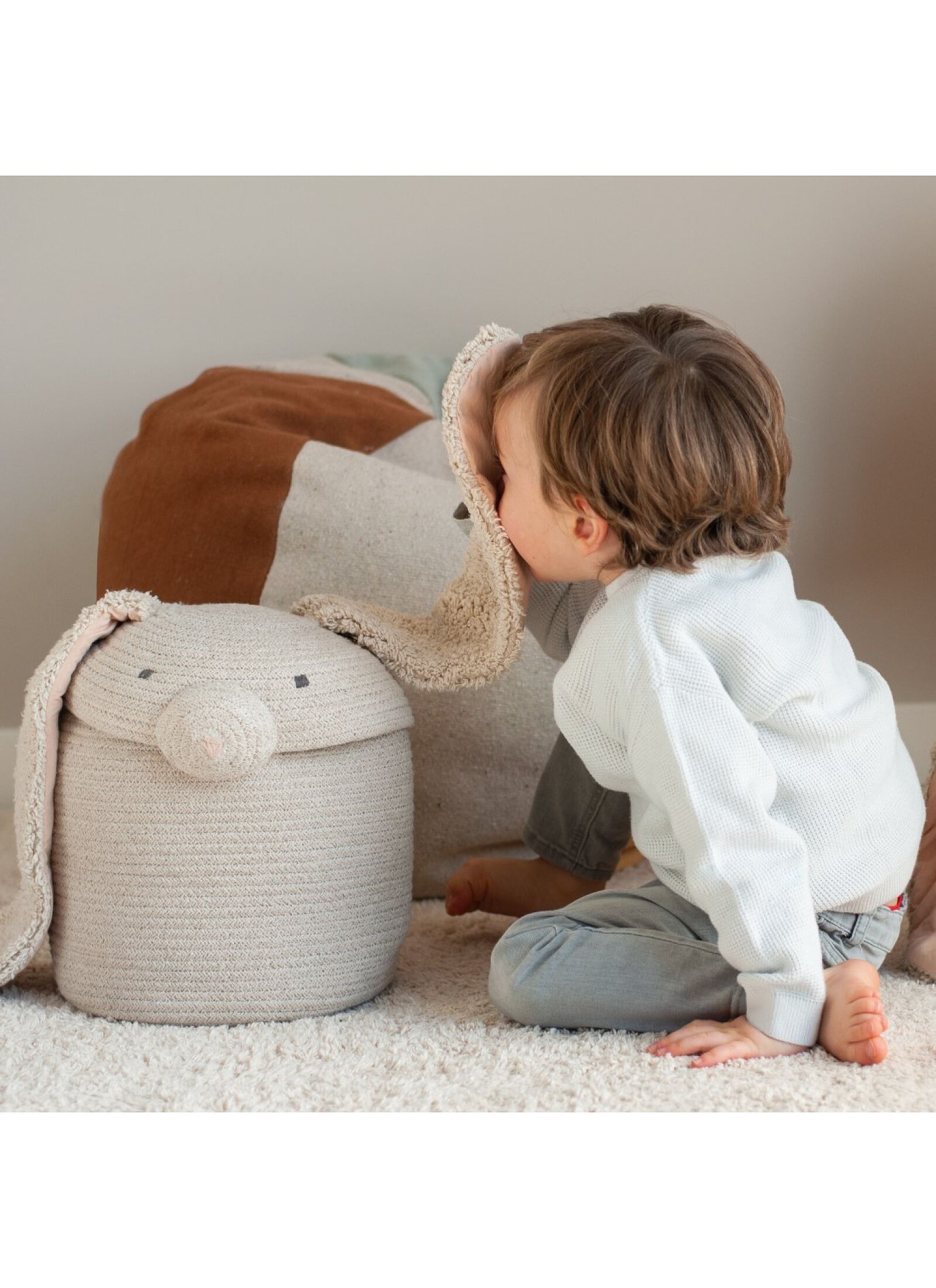 BASKET RITA THE RABBIT (25X30)