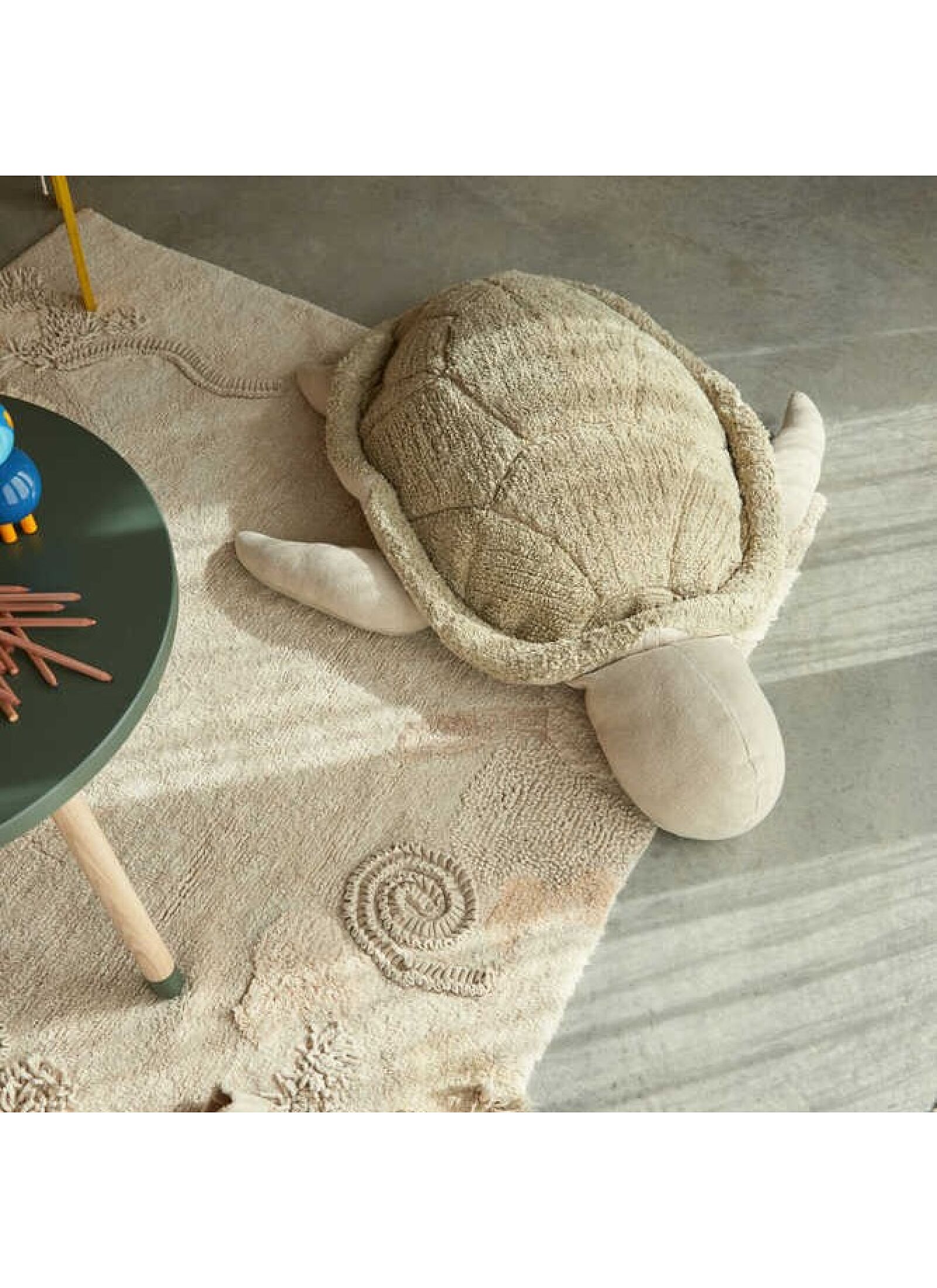 FLOOR CUSHION MRS TURTLE