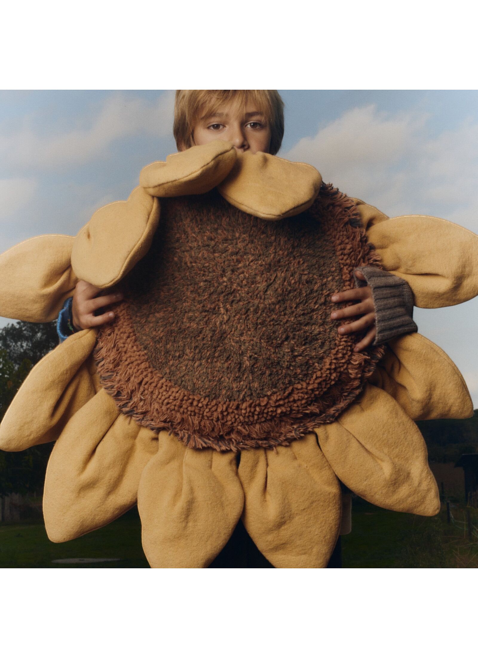 FLOOR CUSHION LITMUS