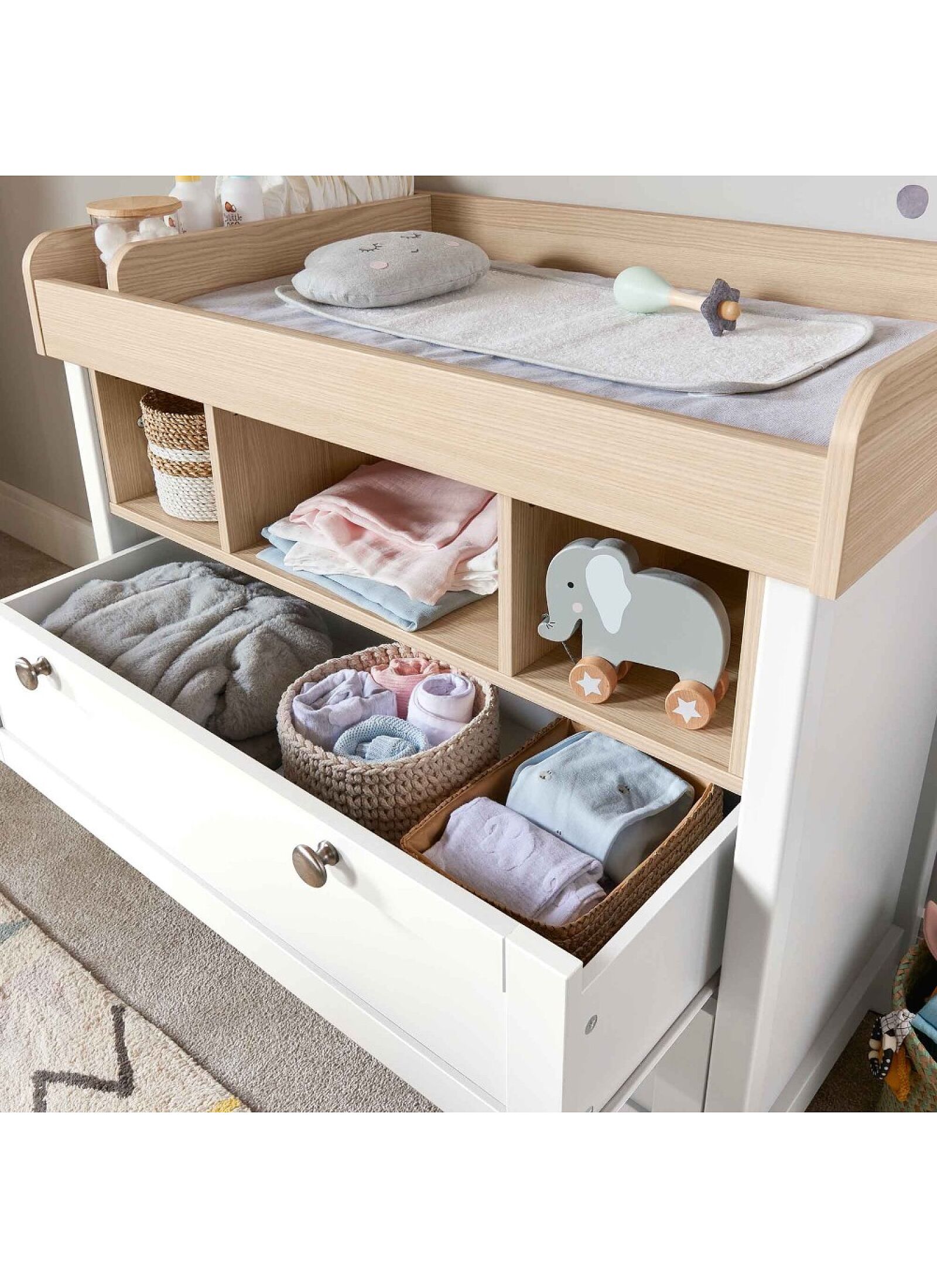 CRIB &AMP; DRESSER-CHANGER UNIT HARWELL WHITE/NATURAL