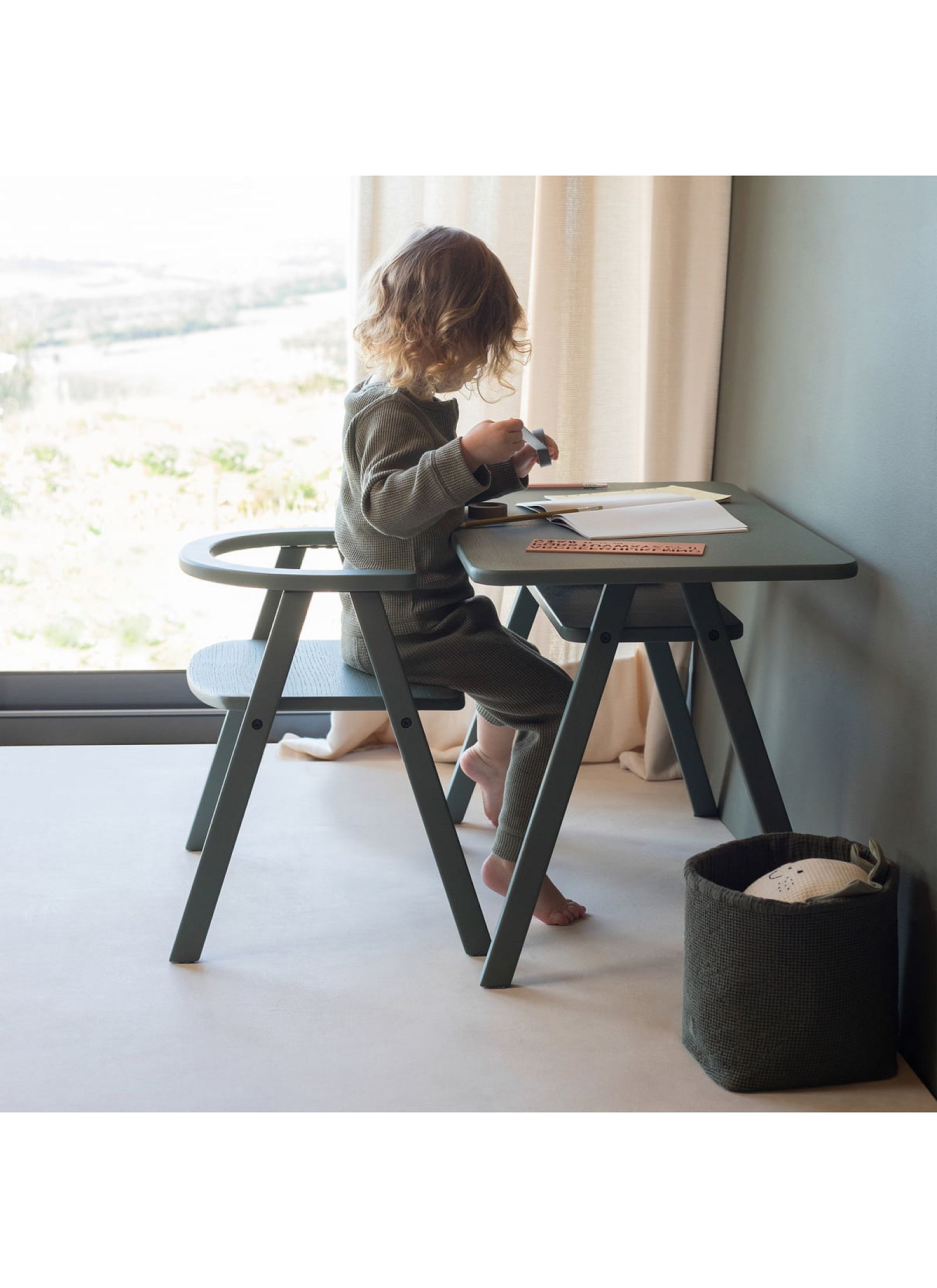 KIDS CHAIR GROWING GREEN DEEP GREEN