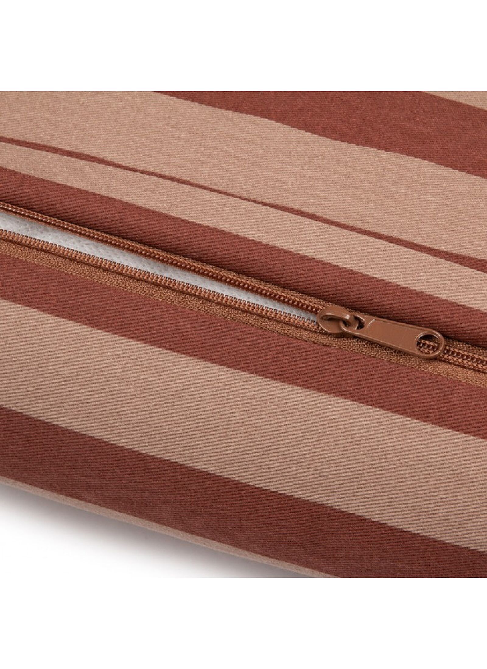 CUSHION MAJESTIC MARSALA TAUPE STRIPES