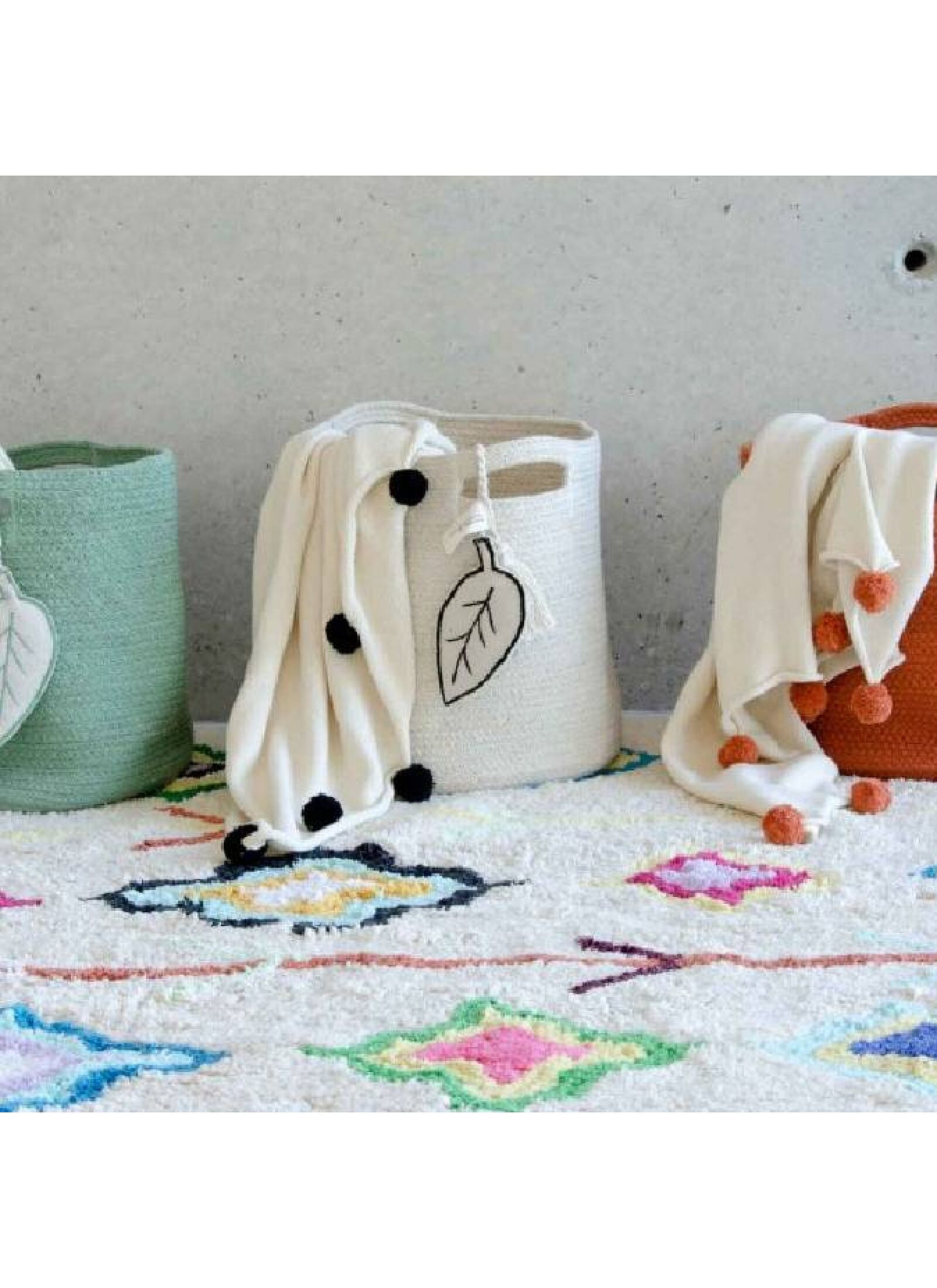 BASKET LEAF TERRACOTA (30X30)