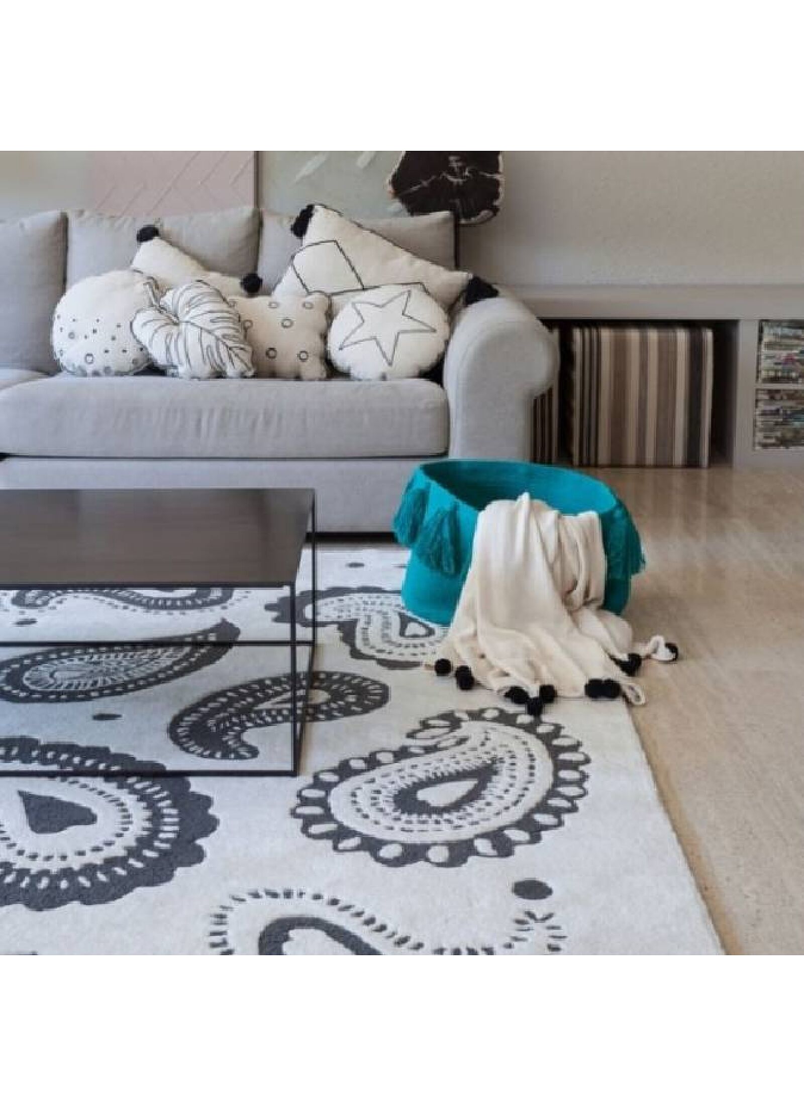 BASKET TASSELS PETROLEUM (30X45)