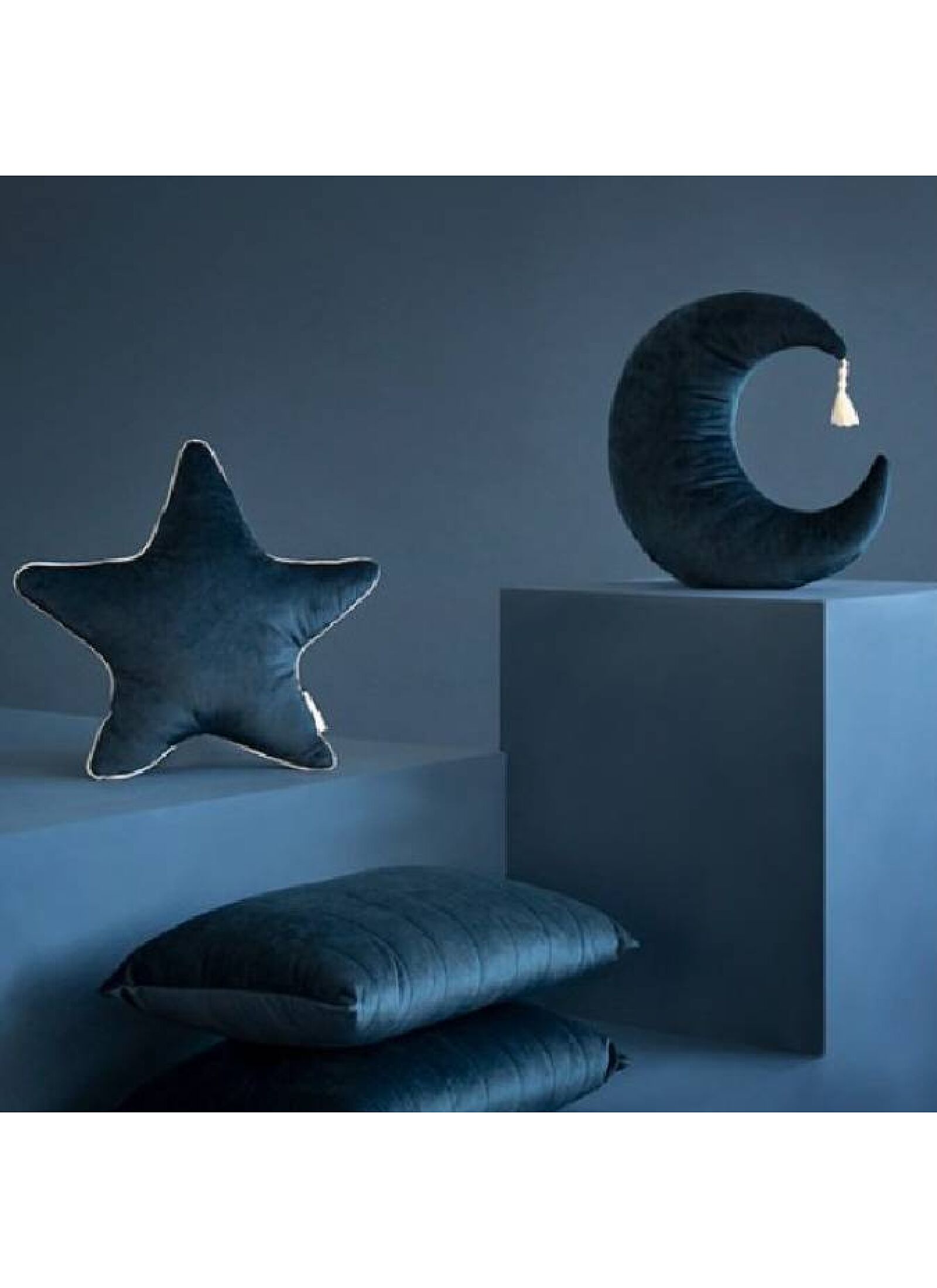 CUSHION PIERROT VELVET MOON NIGHT BLUE