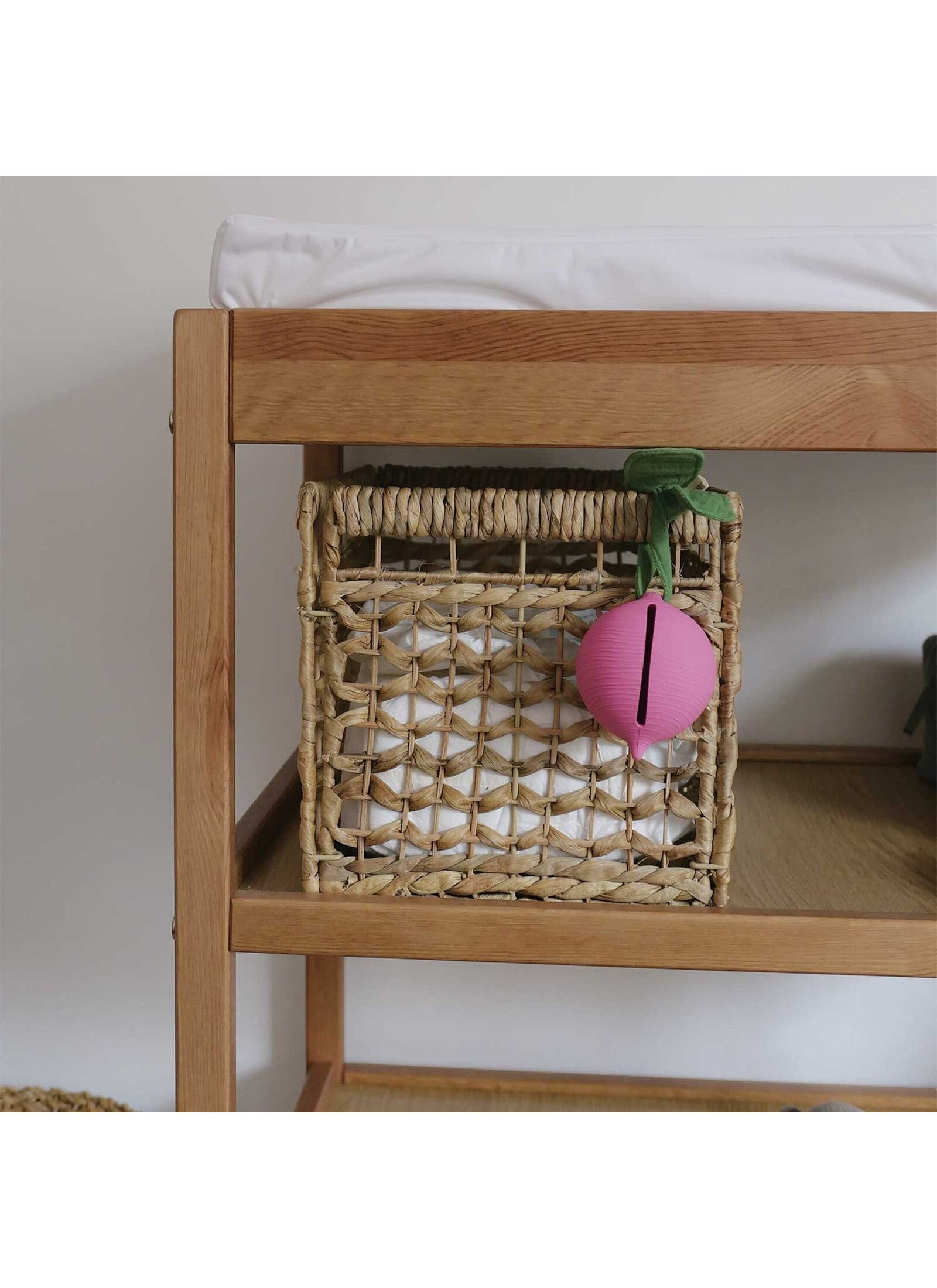 PACIFIER CASE RAMONA THE RADISH