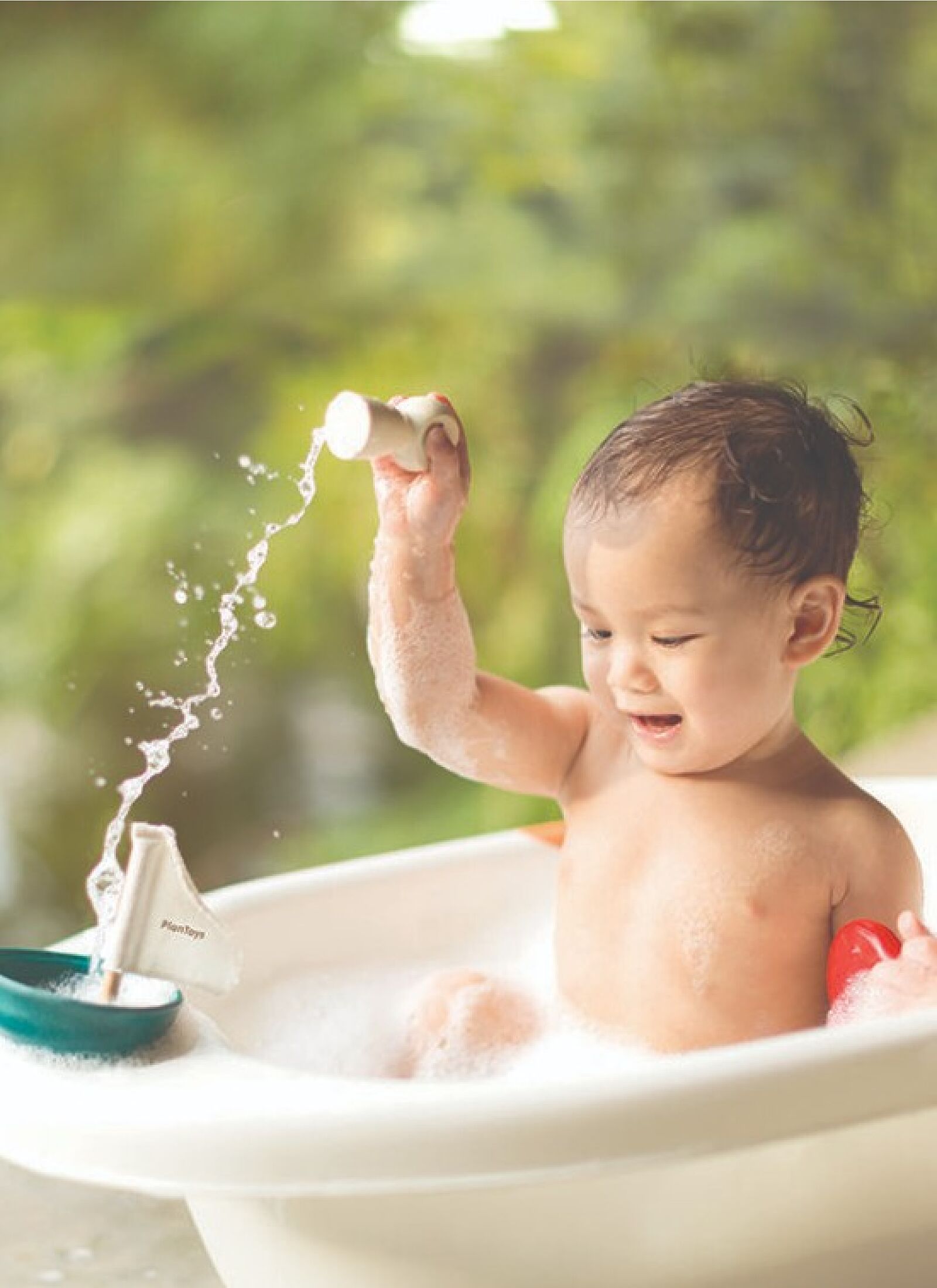 WOODEN SAILING BOAT-SEAL