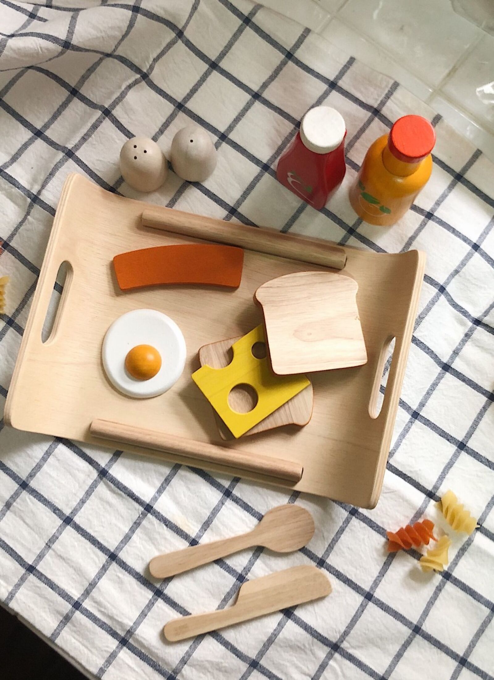 ASSORTED BREAKFAST SET