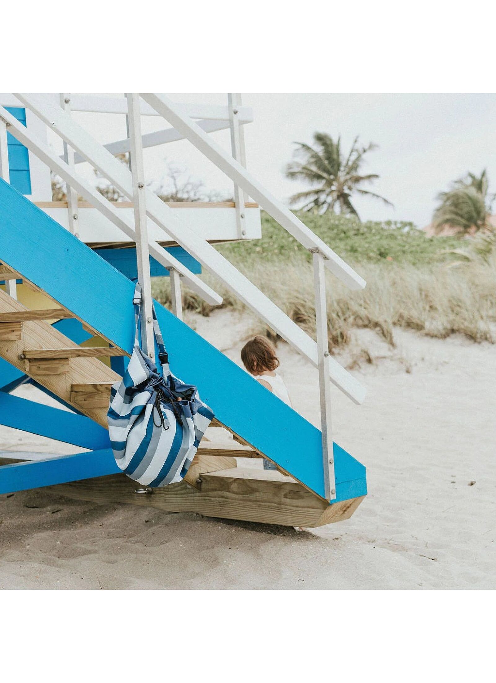 OUTDOOR PLAY MAT-STORAGE BAG BLUE/GREEN STRIPES