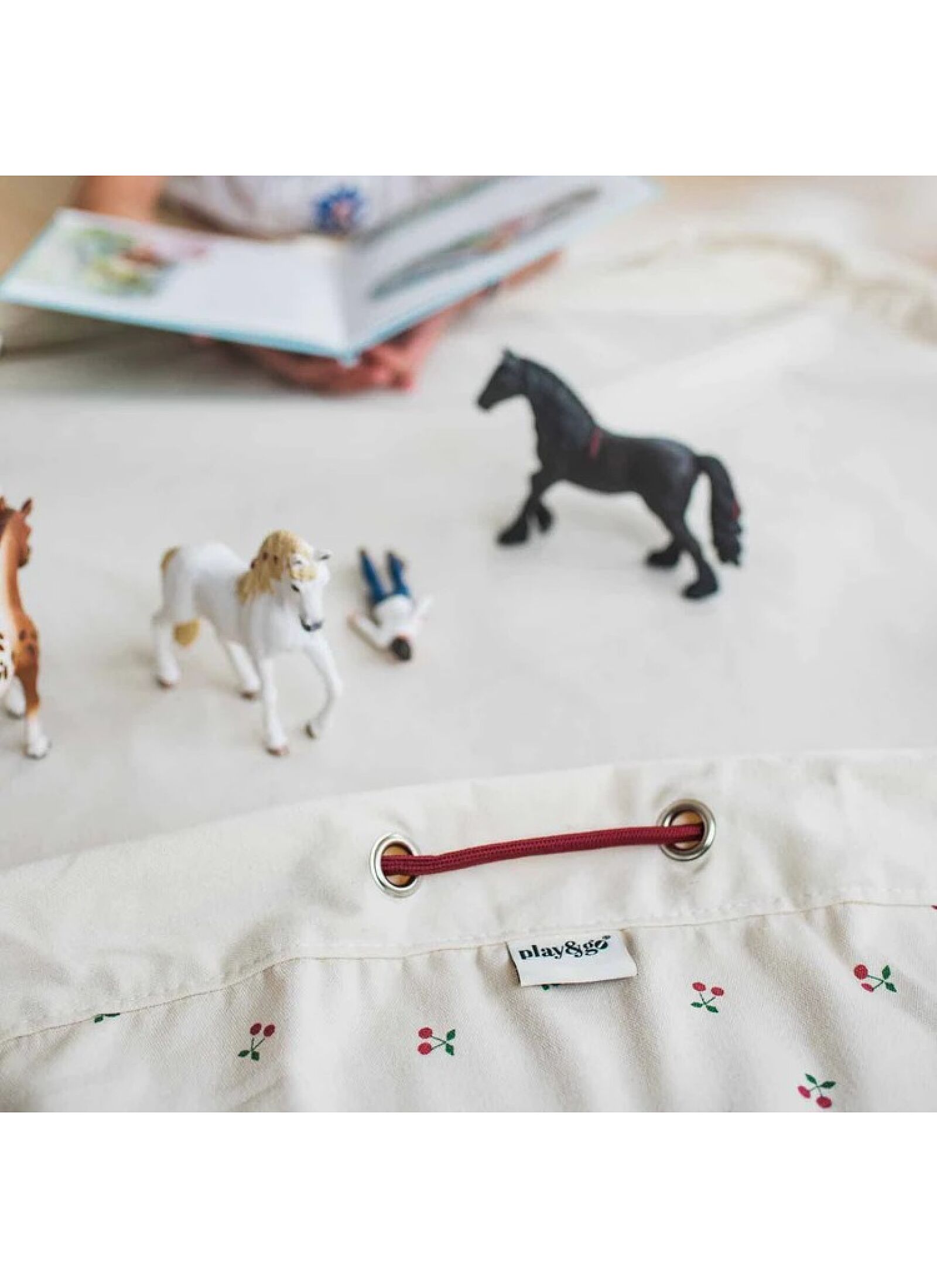 PLAY MAT-STORAGE BAG CHERRY CHERRY