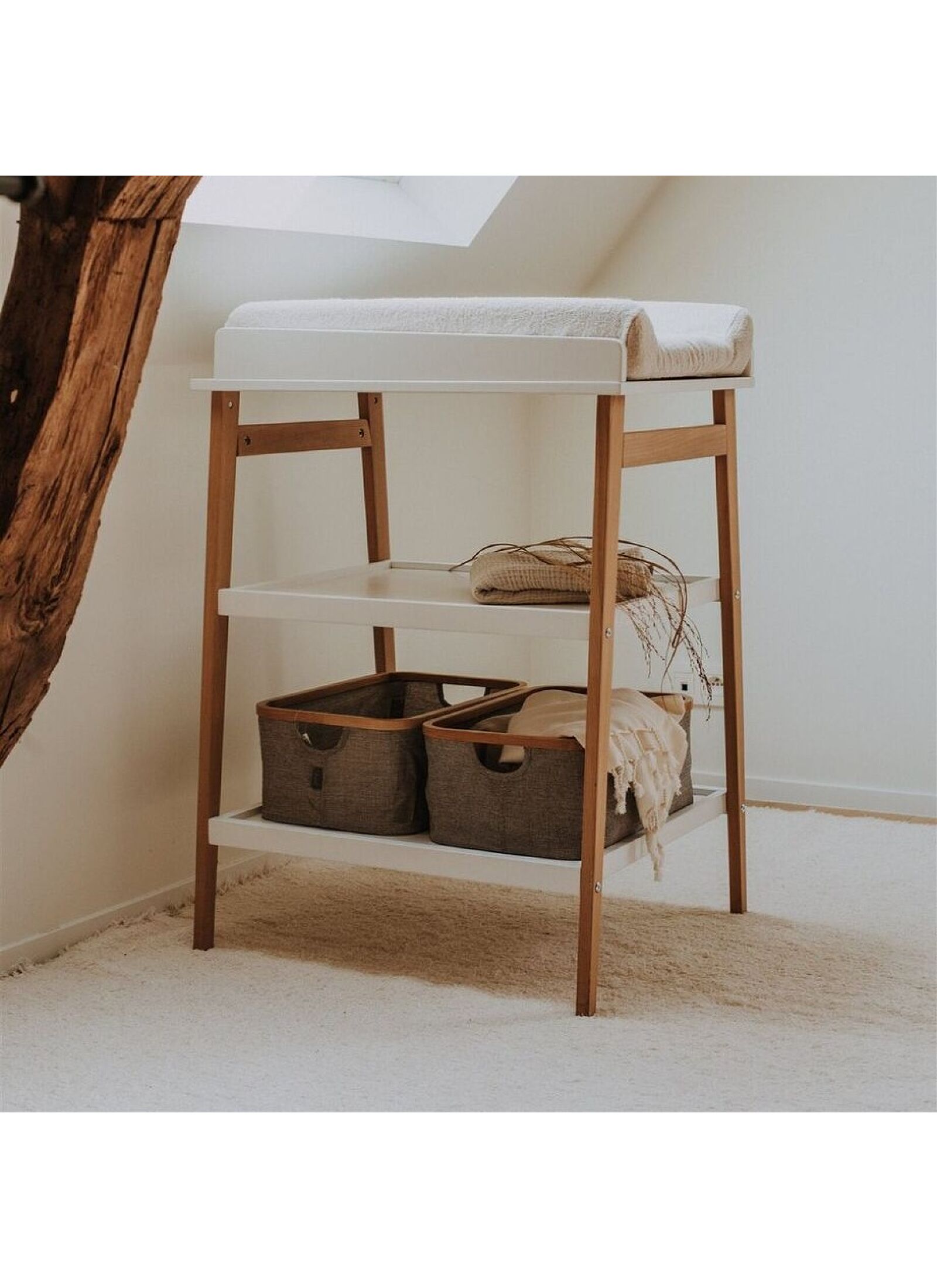 CHANGING TABLE HIP WHITE/NATURAL