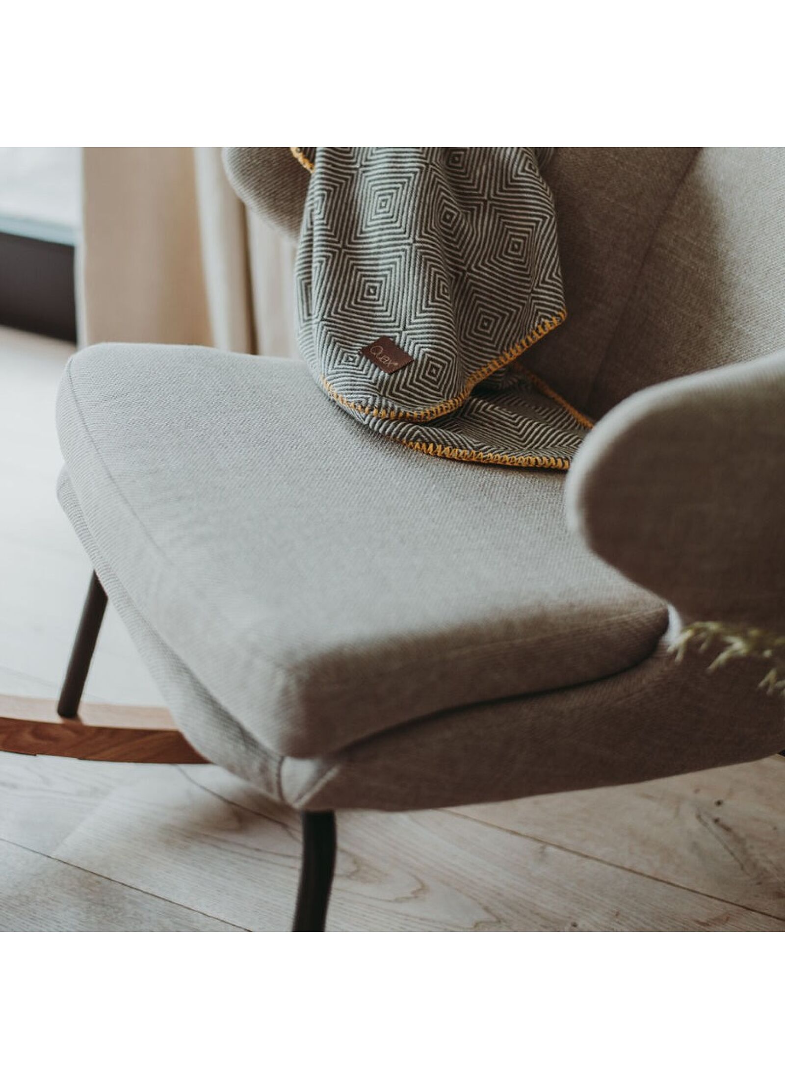 ROCKING ADULT CHAIR DE LUXE CLAY