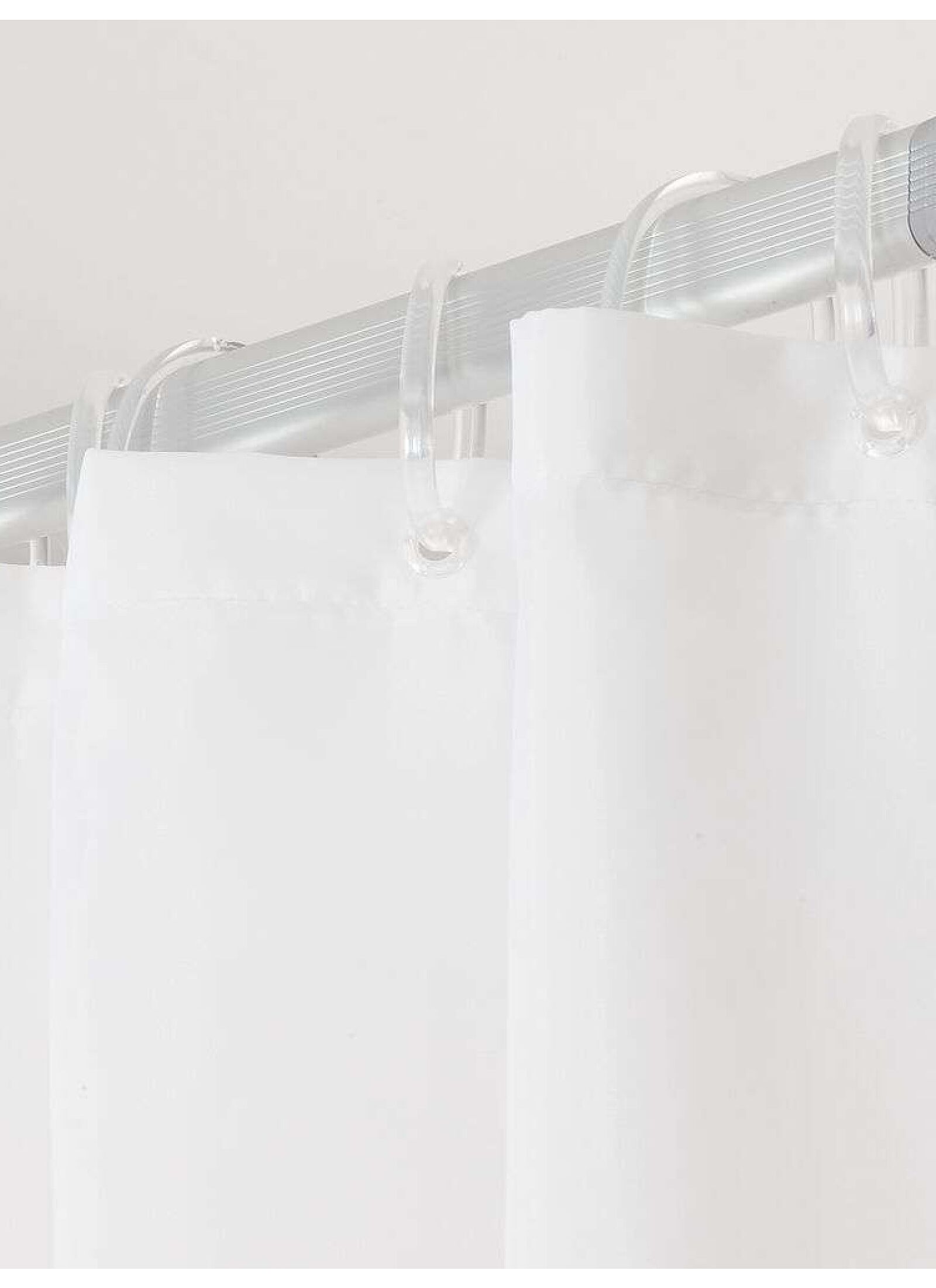 SHOWER CURTAIN BLEND DARK PINK