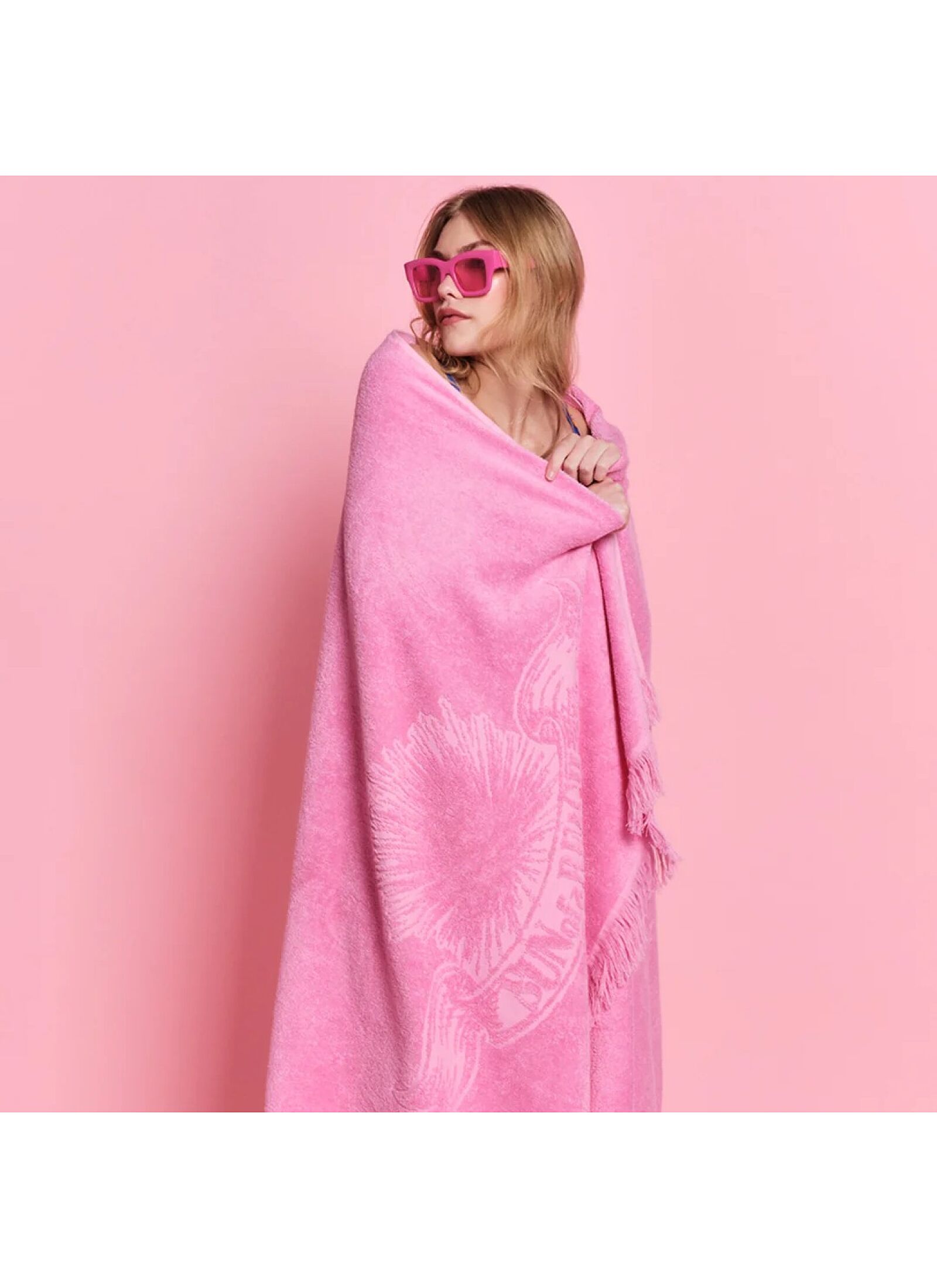 BEACH TOWEL BUBBLEGUM