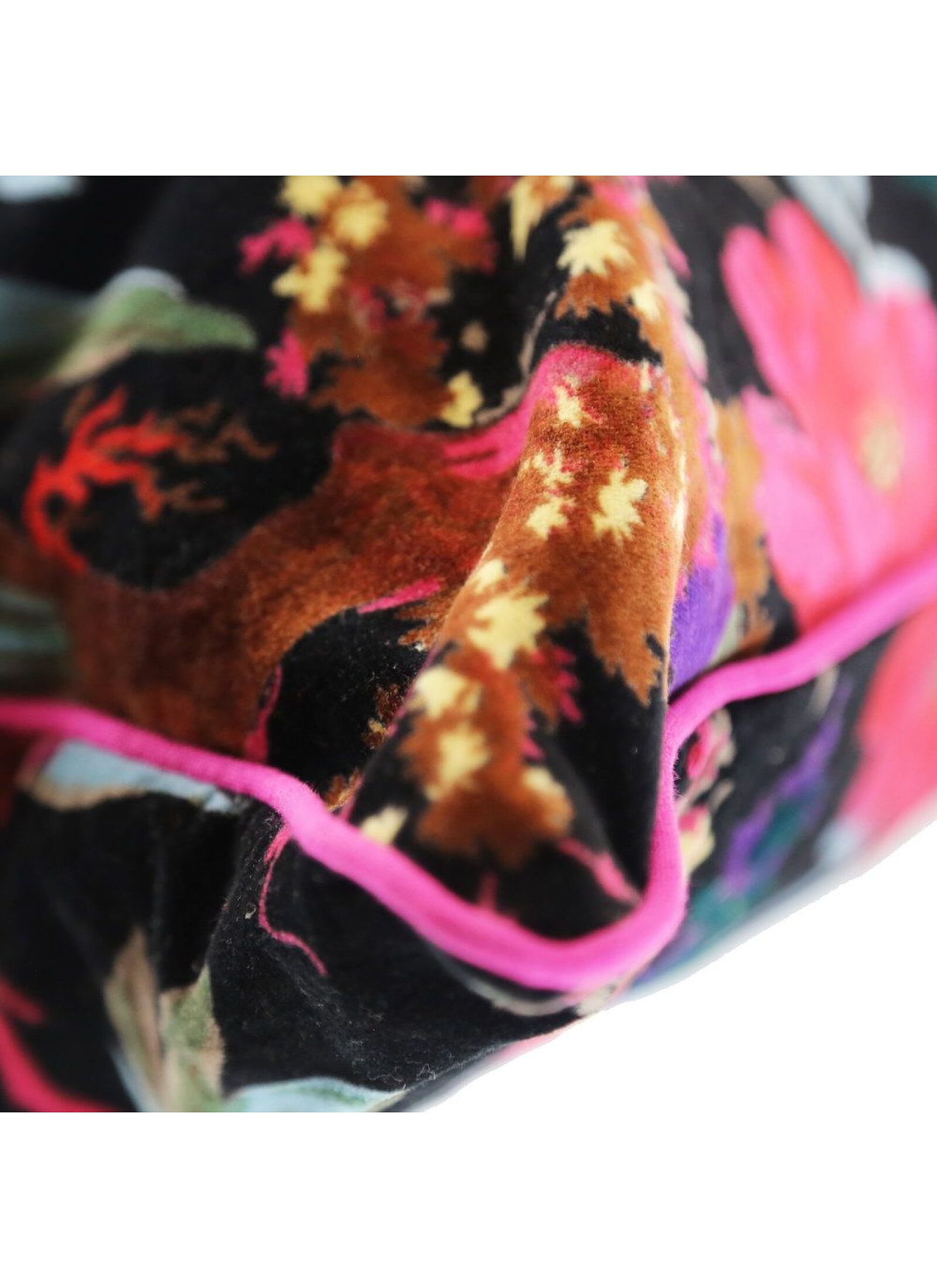 DECORATIVE CUSHION (35X60) PARADISE BIRDS BLACK