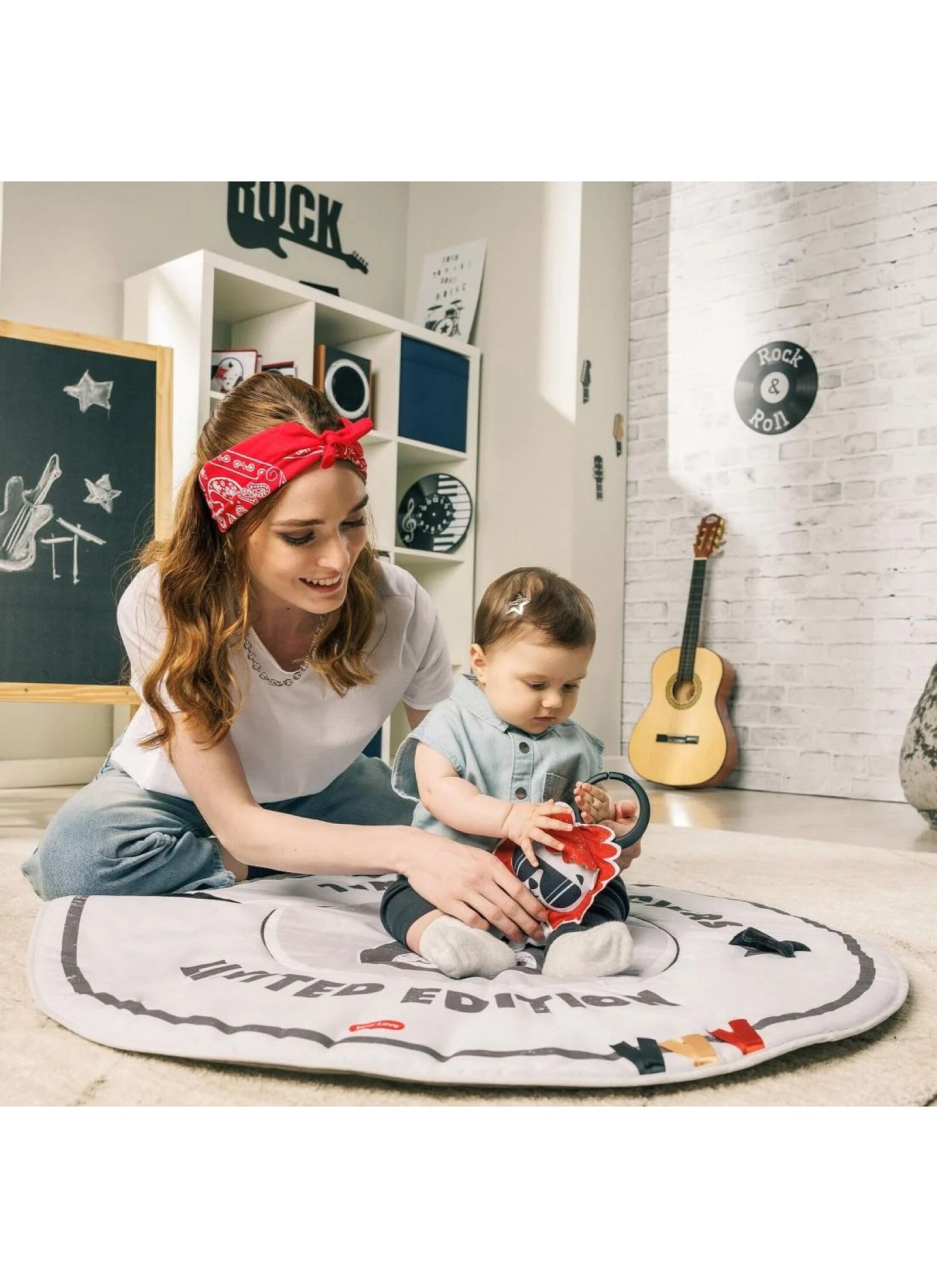 PLAY MAT GYM ROCK N ROLL