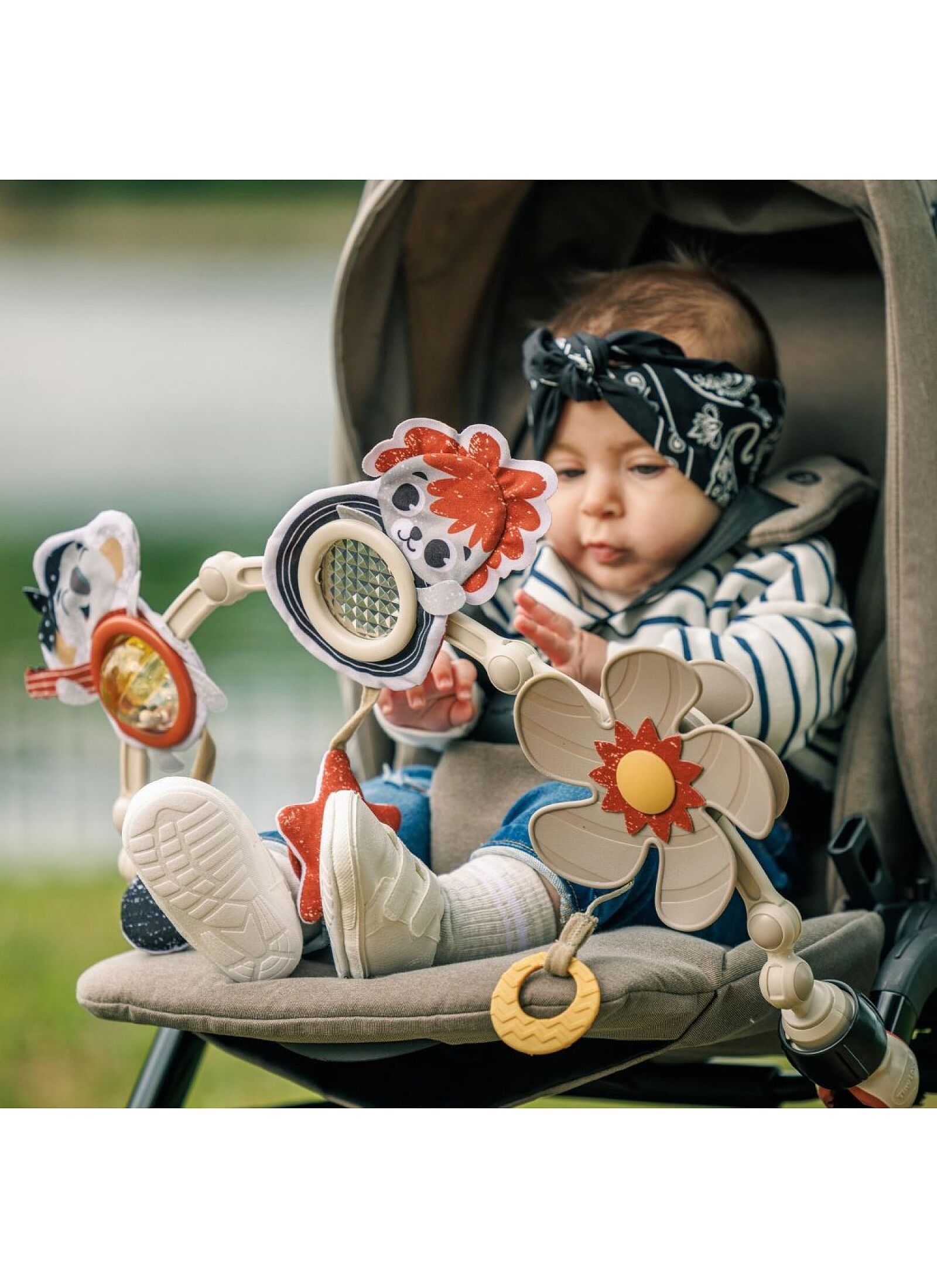 STROLLER TOY ROCK N ROLL