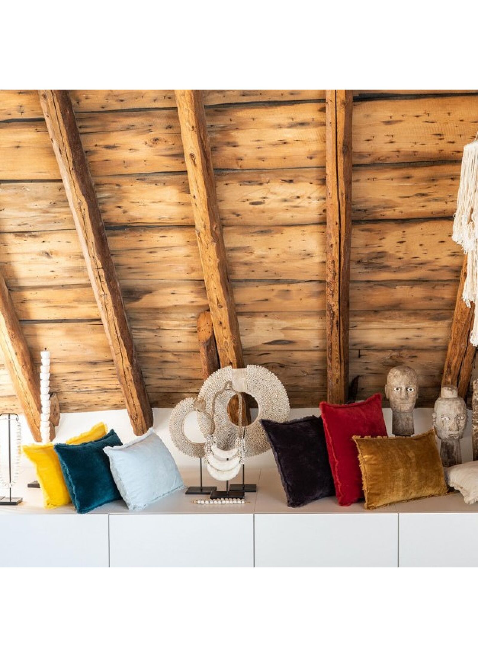 CUSHION FARA UNI PAON (45X45)