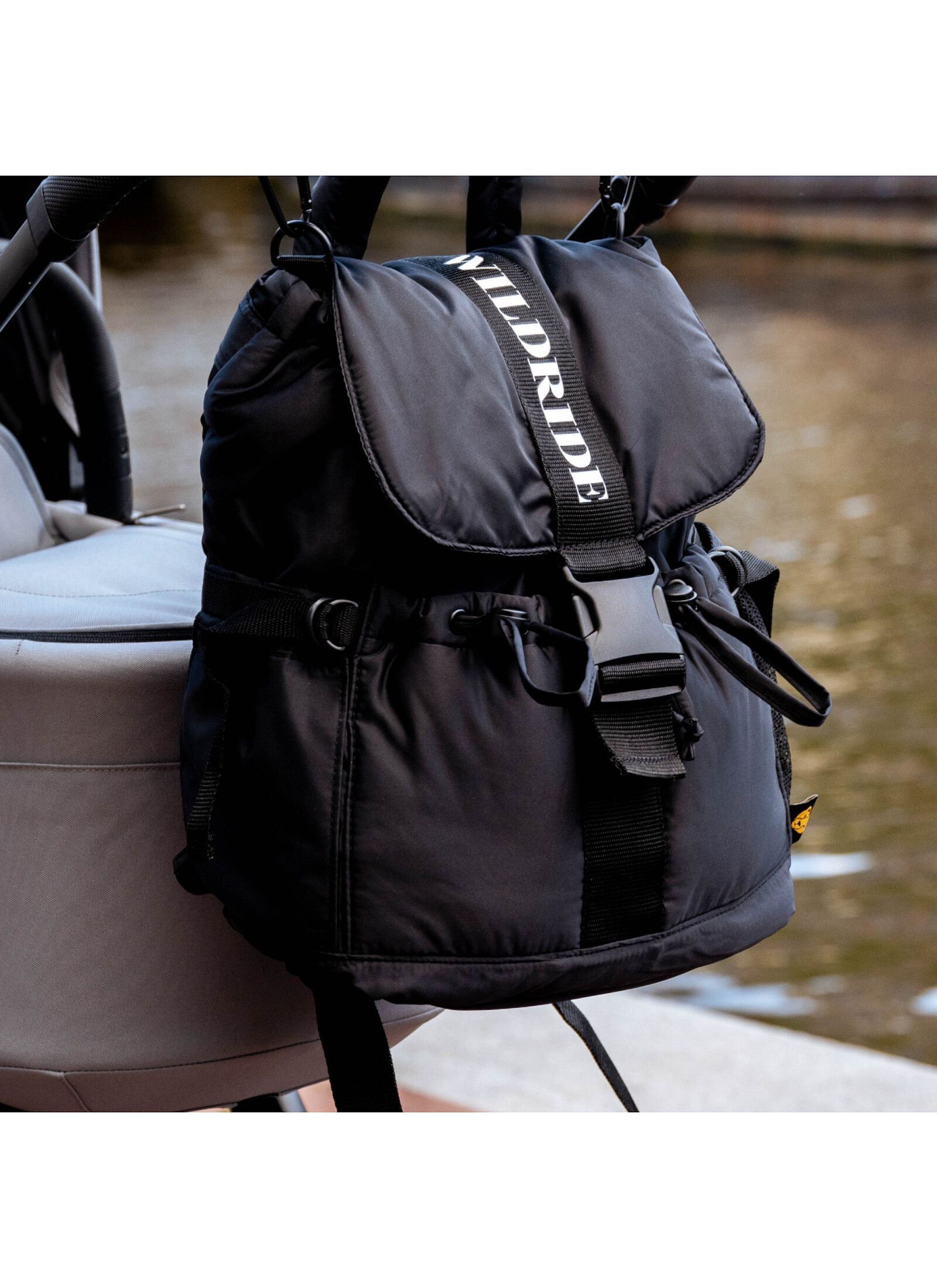 ECO-FRIENDLY BACKPACK BLACK