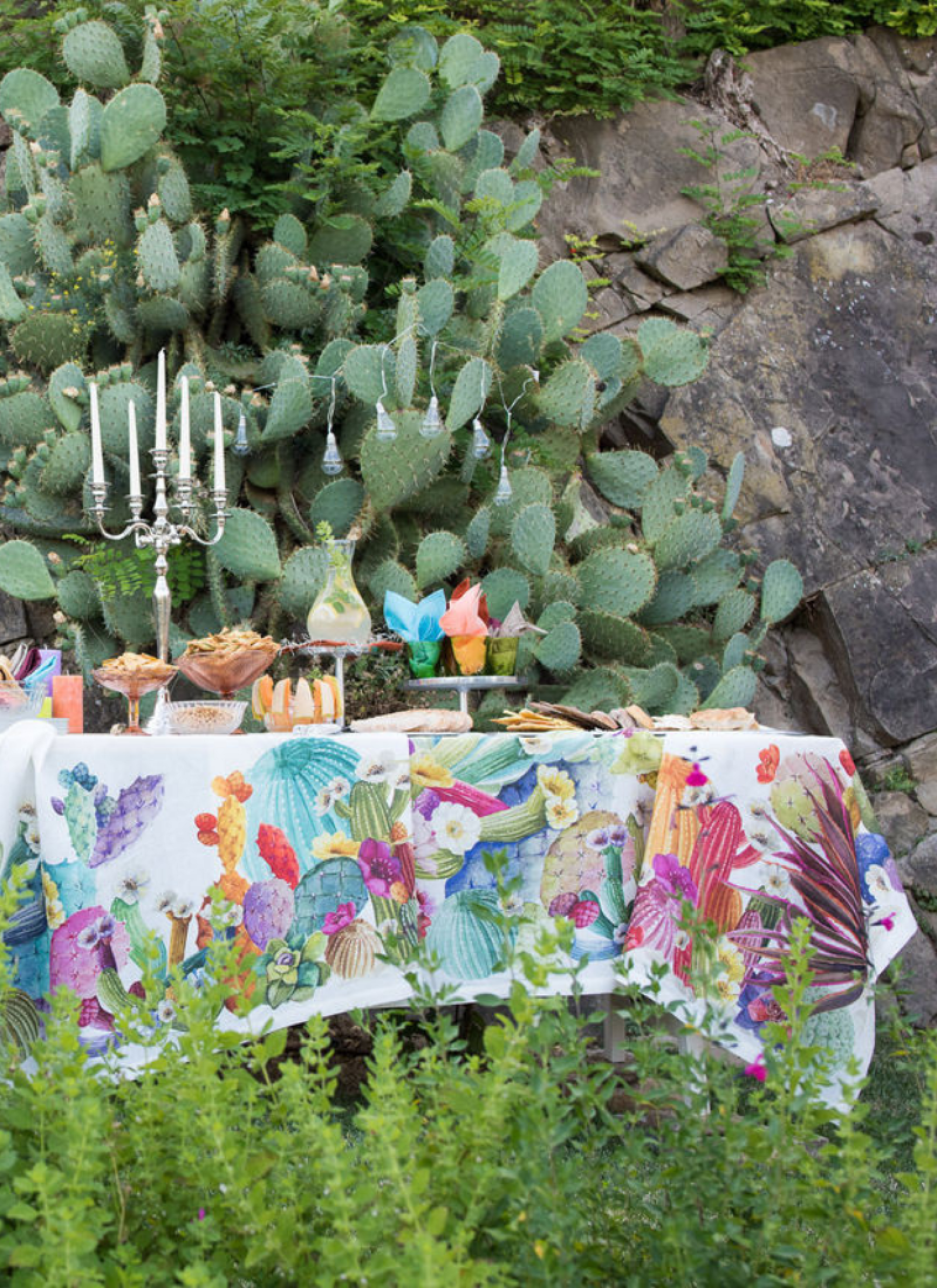 LINEN TABLECLOTH KACTUS