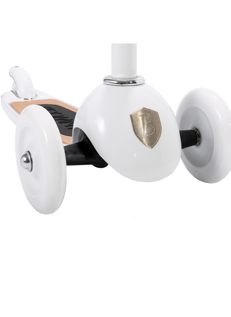SCOOTER WHITE