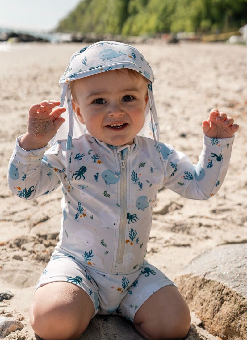 SUN HAT CHRISTIAN'S WHALE TALES