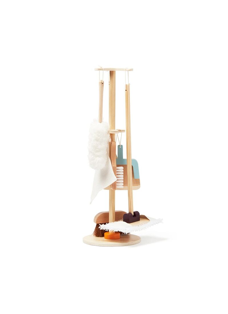 WOODEN CLEANING SET