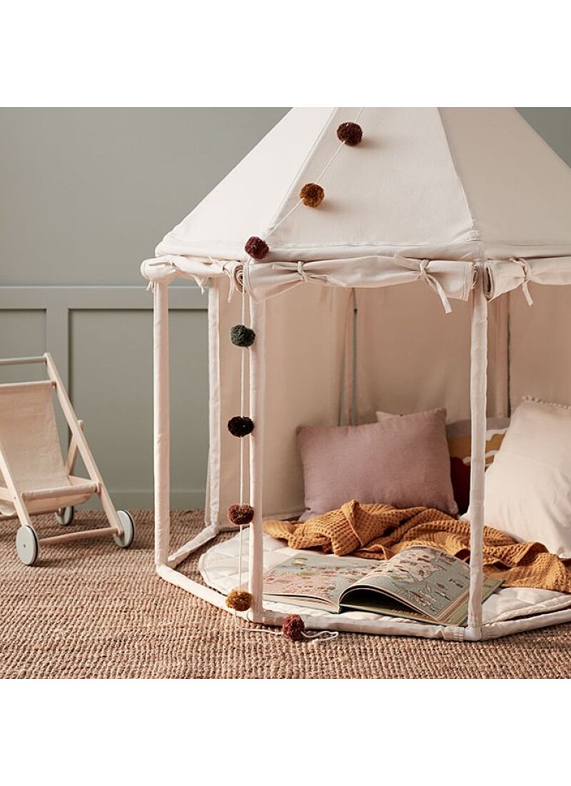 MONTESSORI HOUSE PAVILION NATURAL