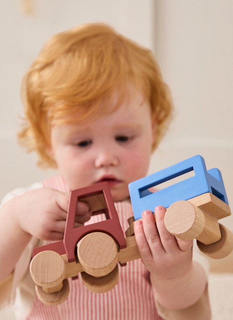 WOODEN AIDEN TRACTOR DETACHABLE TRAILER