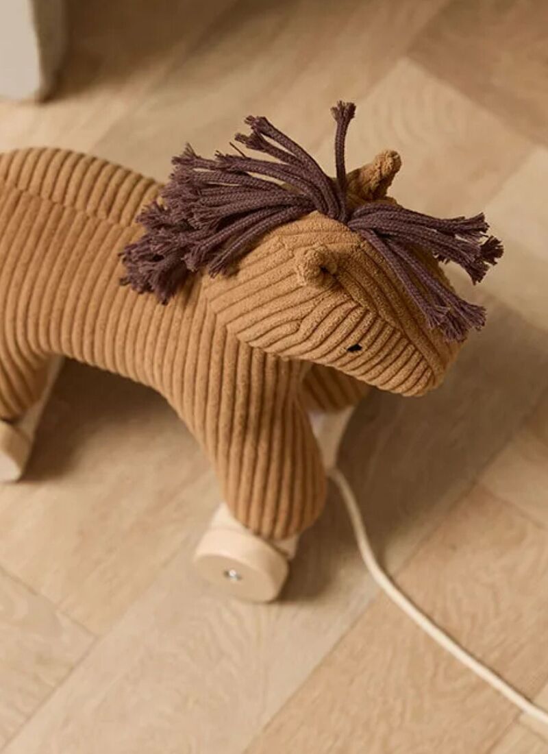 PULL ALONG HORSE VERA AIDEN