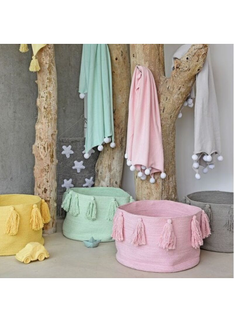 BASKET TASSELS YELLOW (30X45)