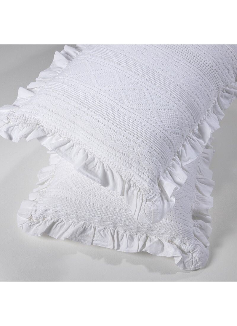 DECORATIVE PILLOWCASE KNITTED WITH VOLAN 454 WHITE