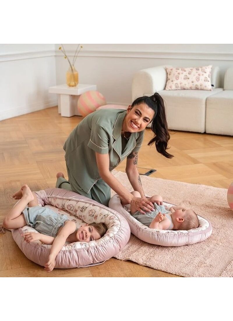 BABY NEST ROSSIE SMOKE ROSE