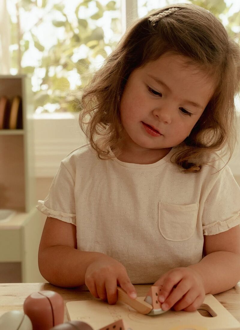 WOODEN CUTTING FRUITS