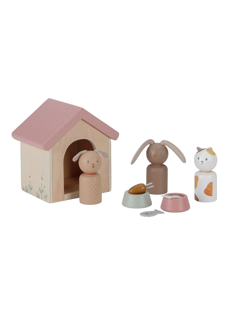 WOODEN DOLL'S HOUSE PETS PLAYSET