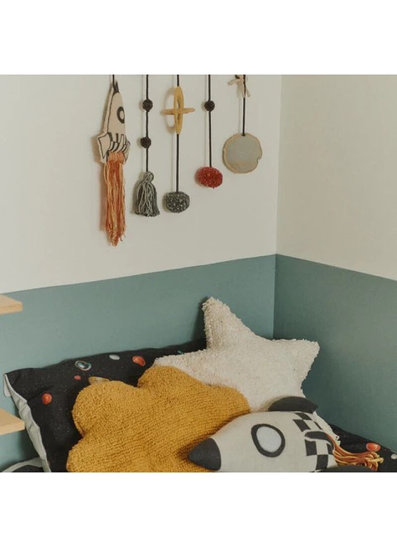 WALL HANGING COSMOS