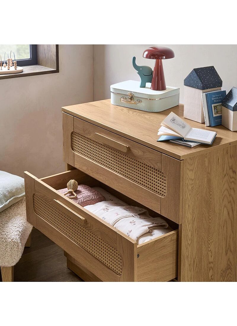 CRIB & DRESSER CHANGER UNIT ESNA OAK/RATTAN